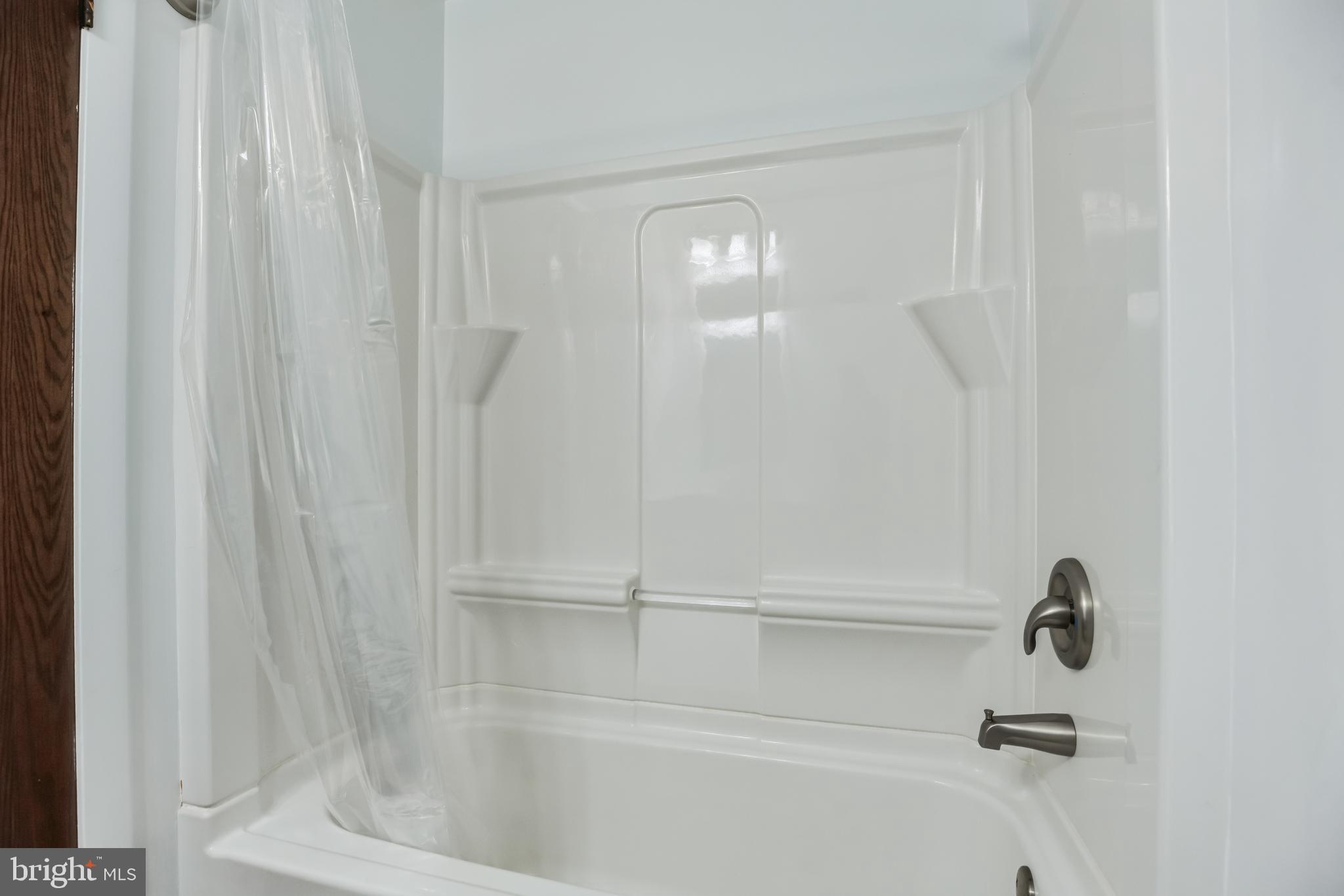 CEDAR COVE - Residential