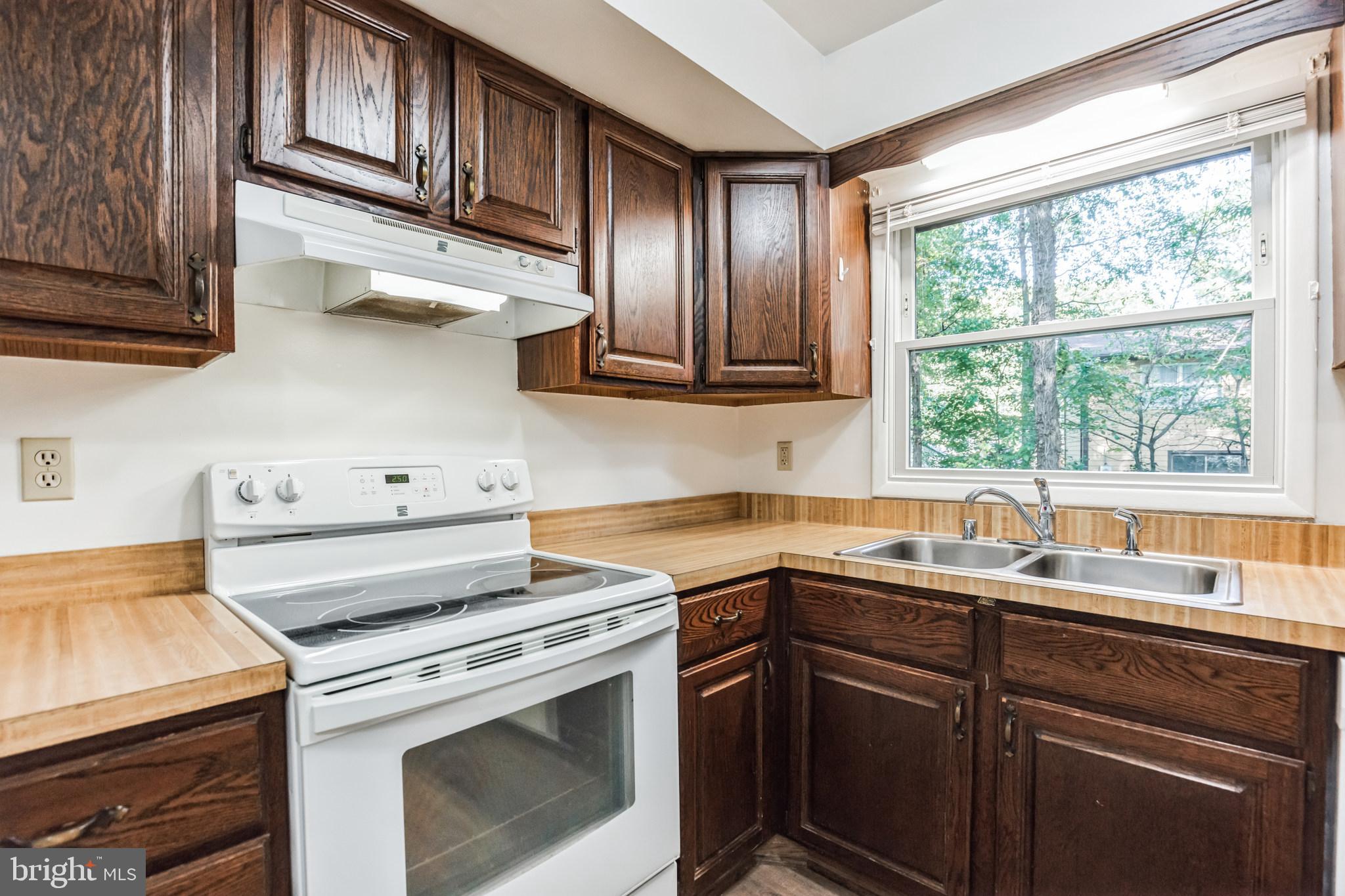 CEDAR COVE - Residential