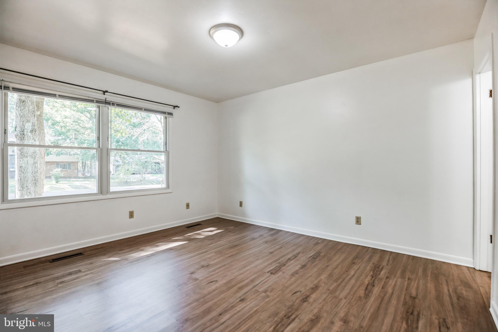 CEDAR COVE - Residential