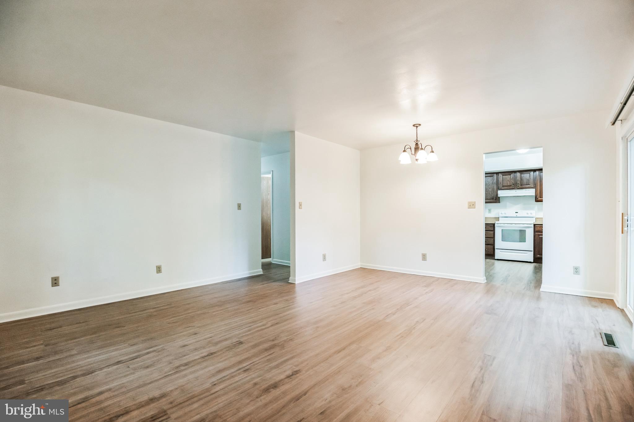 CEDAR COVE - Residential