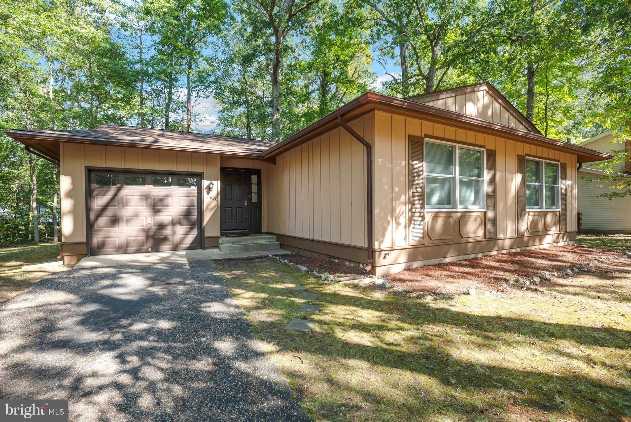 CEDAR COVE - Residential