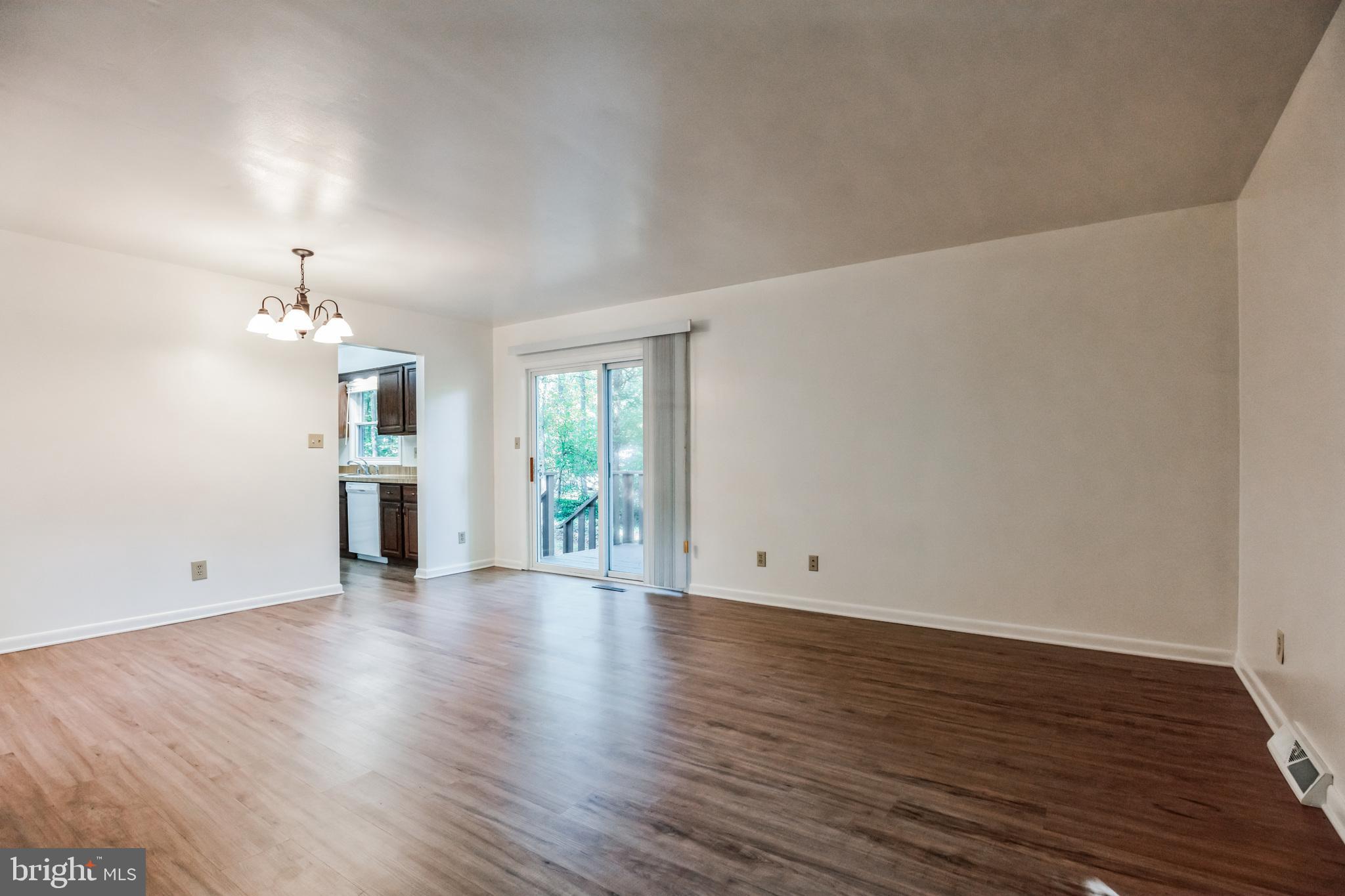 CEDAR COVE - Residential