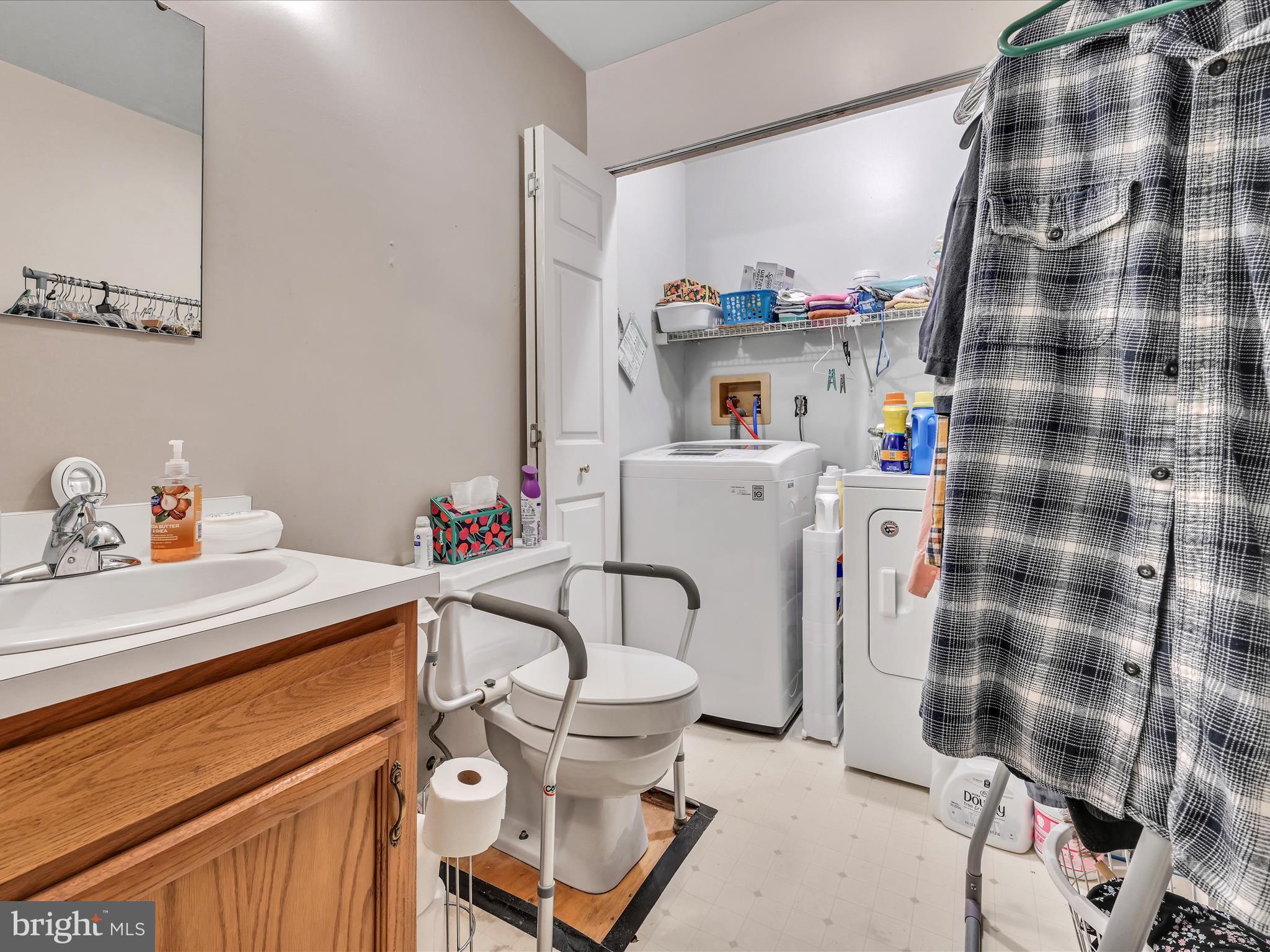 MANCHESTER TWP - Residential