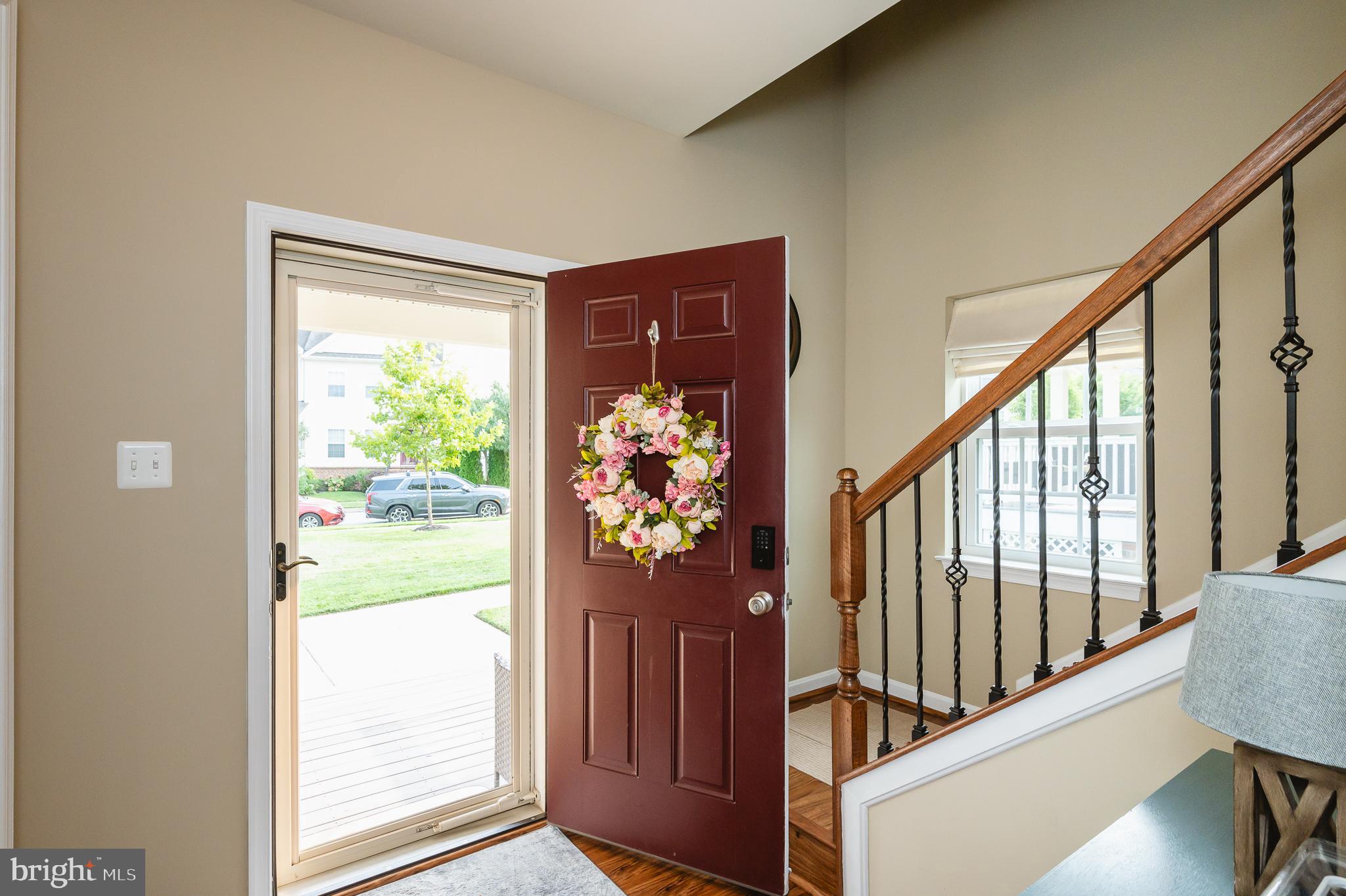 RENAISSANCE SQUARE - Residential