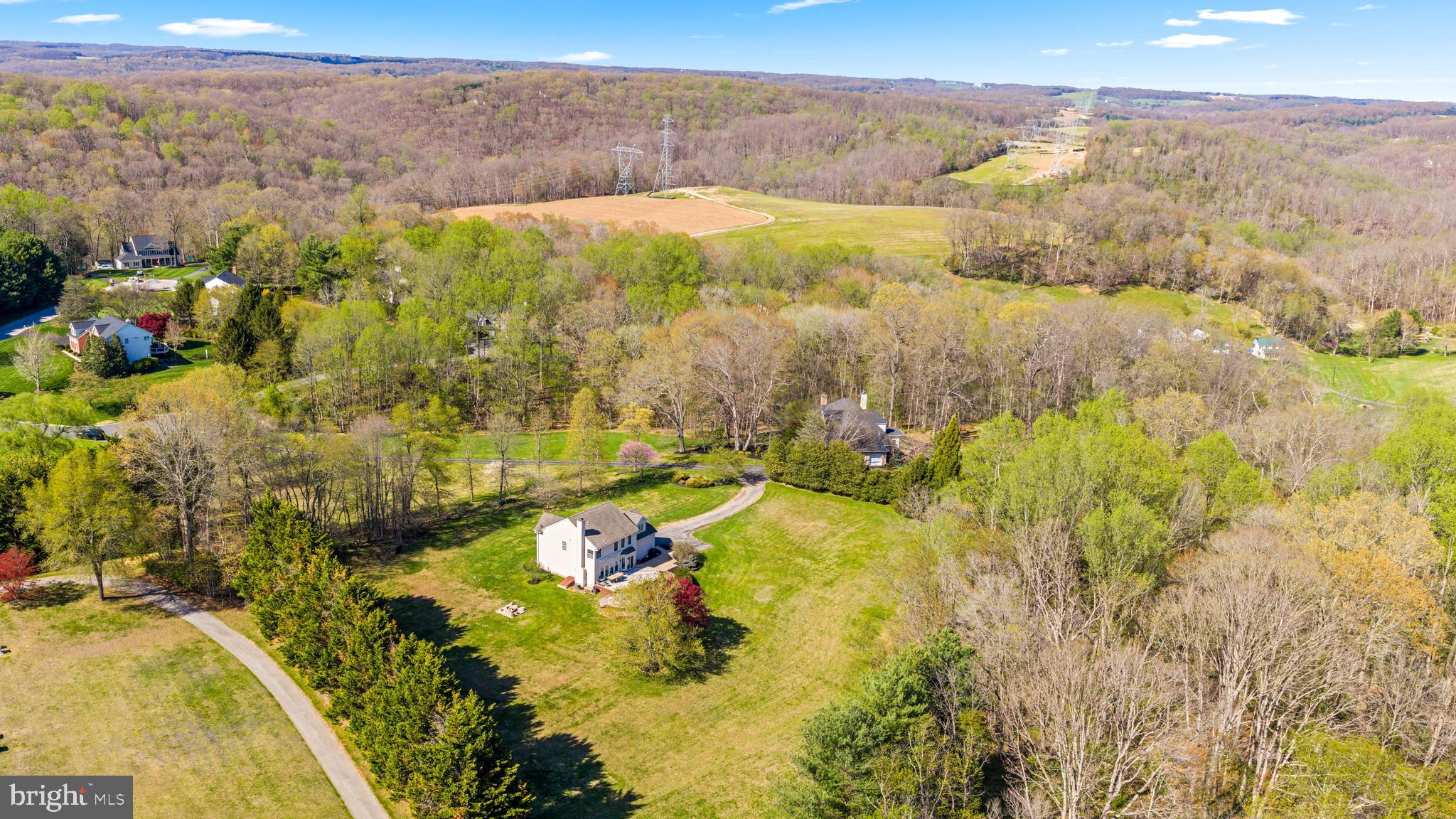 COACHMANS FIELD - Residential