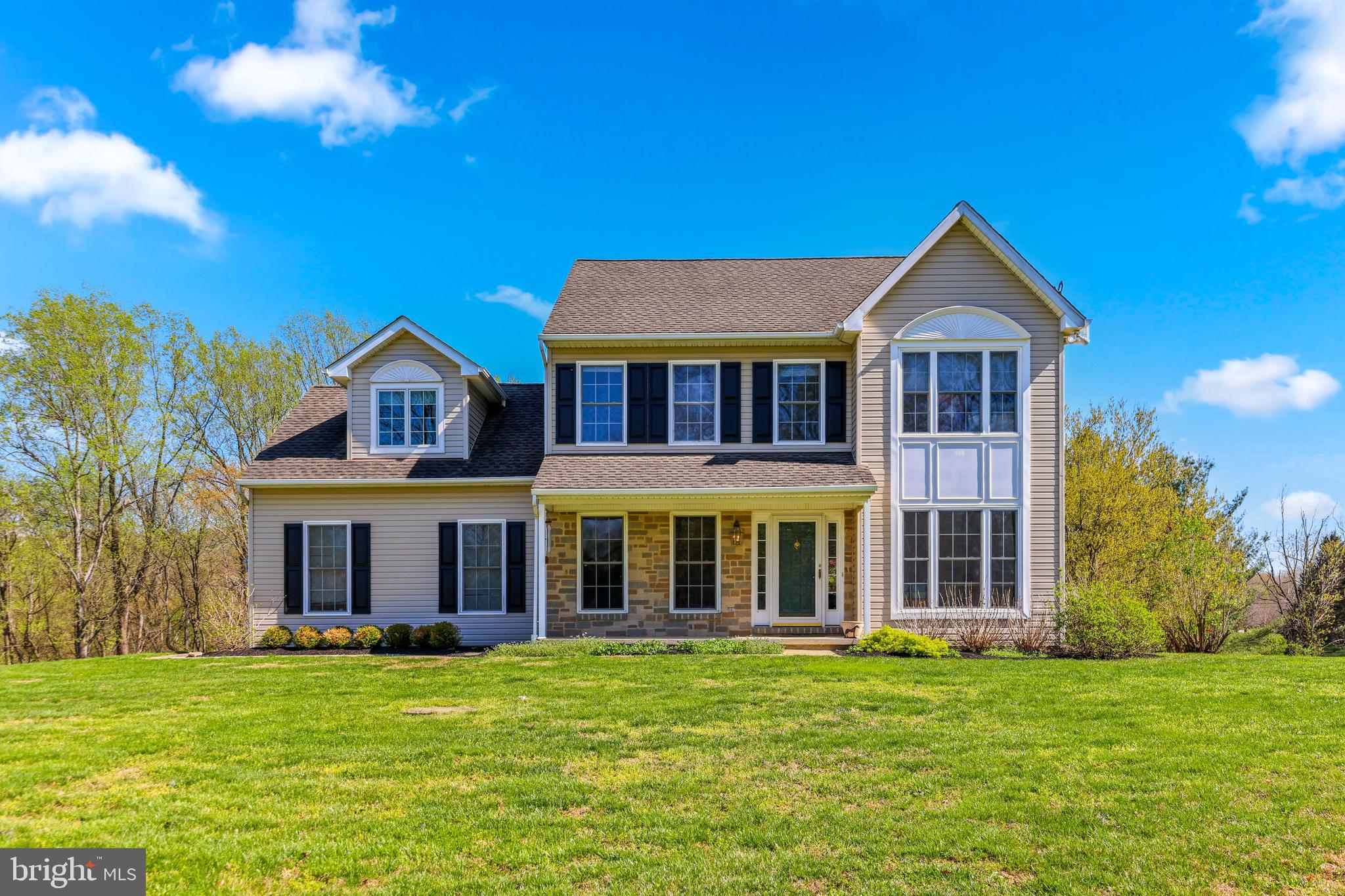 COACHMANS FIELD - Residential