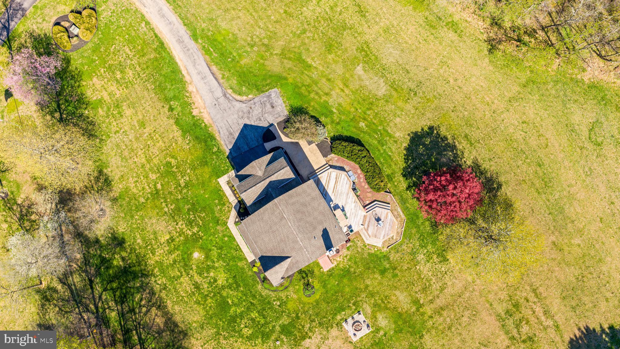 COACHMANS FIELD - Residential