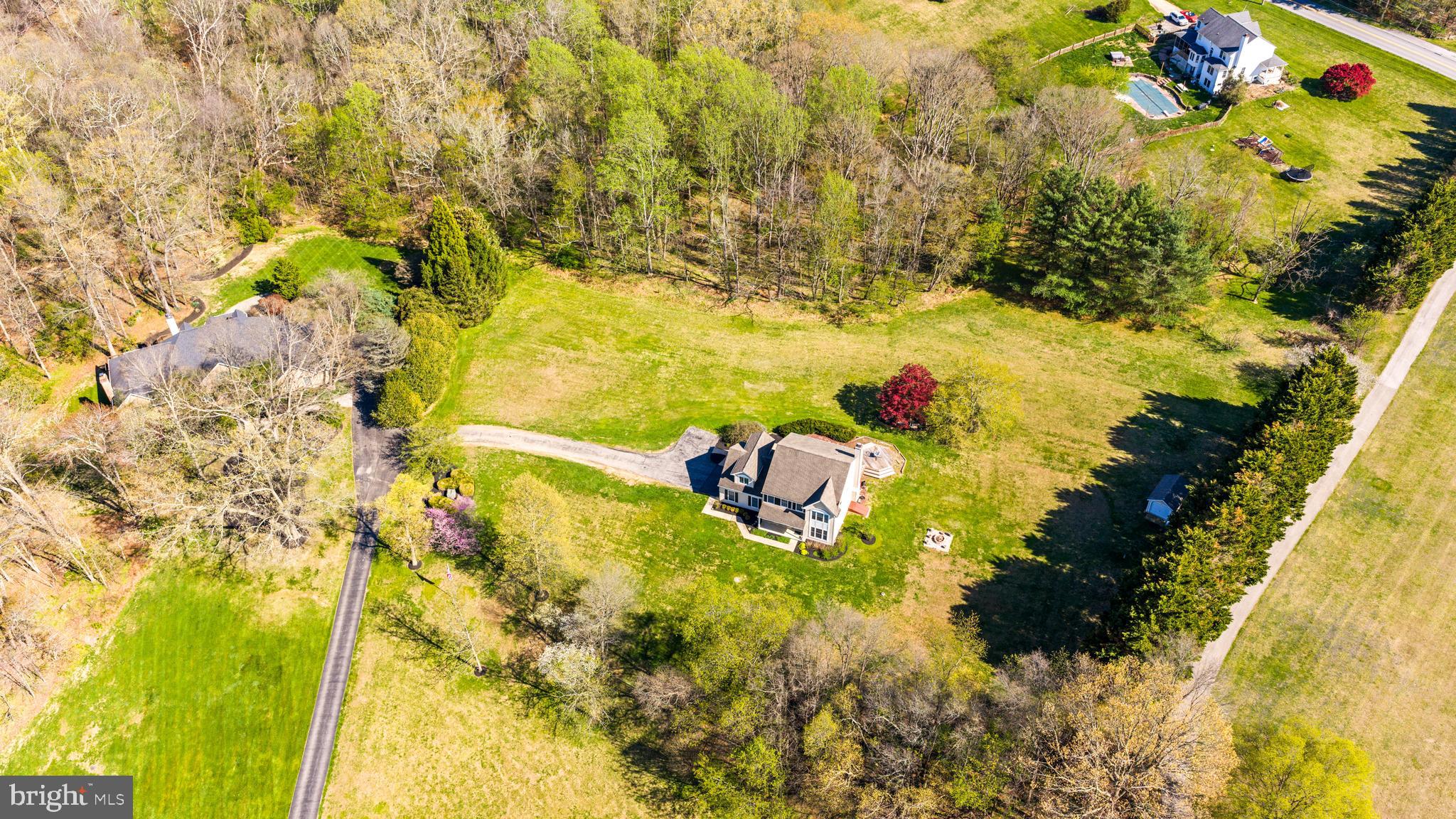 COACHMANS FIELD - Residential