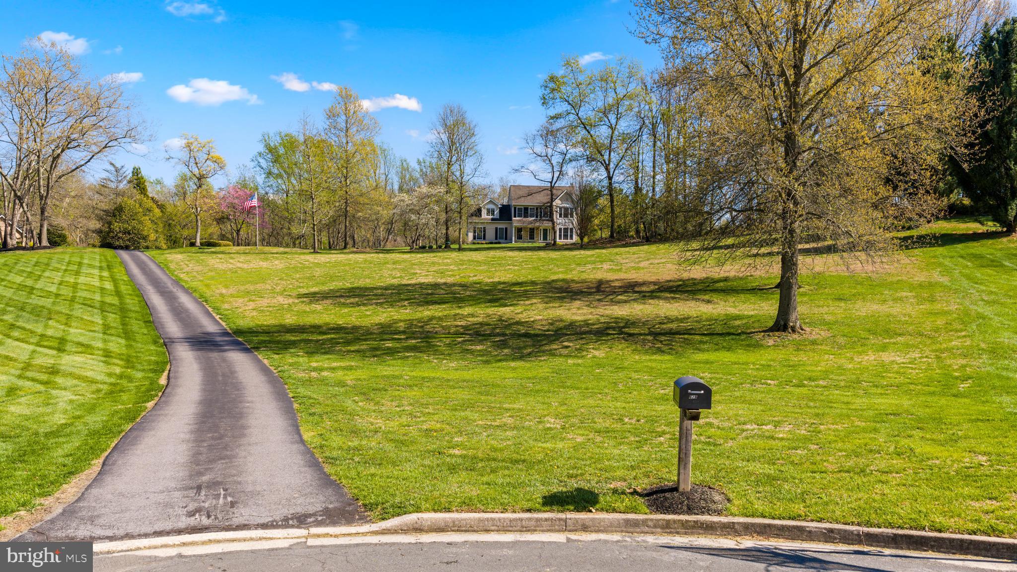 COACHMANS FIELD - Residential