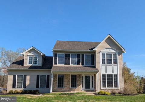 629 COACHMANS WAY PARKTON MD 21120