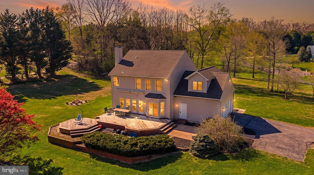 COACHMANS FIELD - Residential