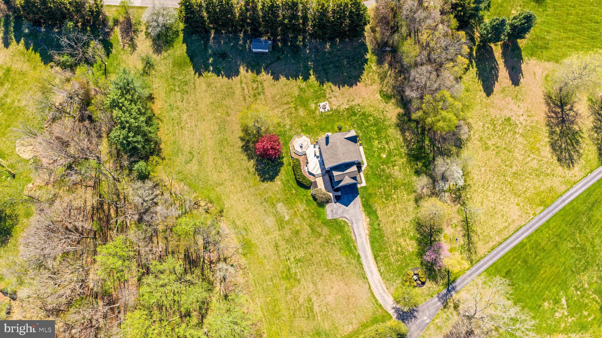 COACHMANS FIELD - Residential