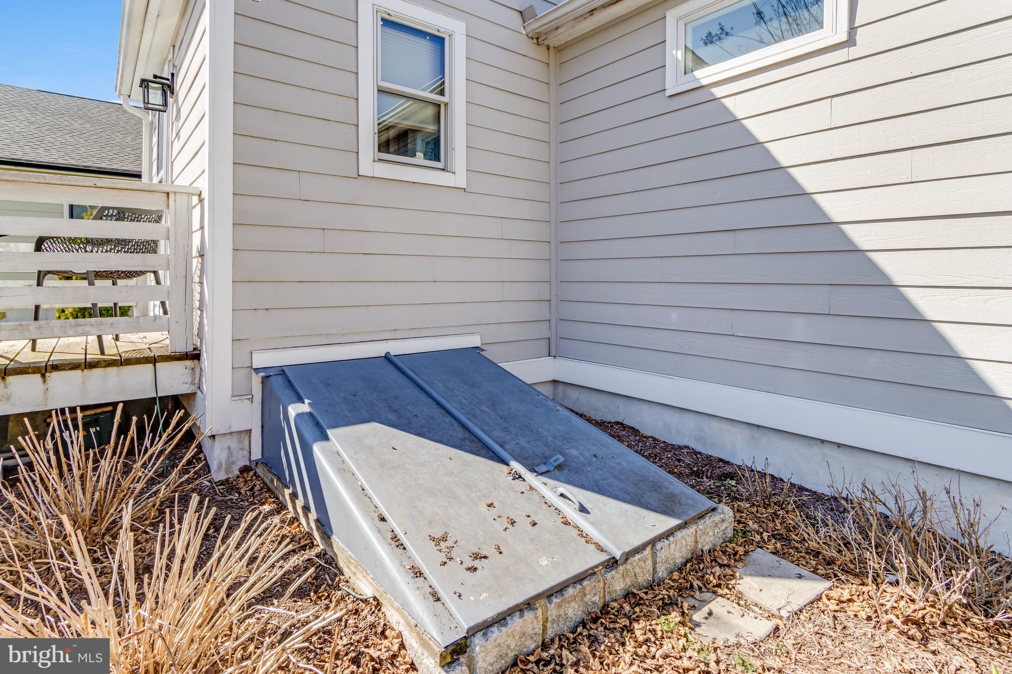 WHITES ADDITION - Residential