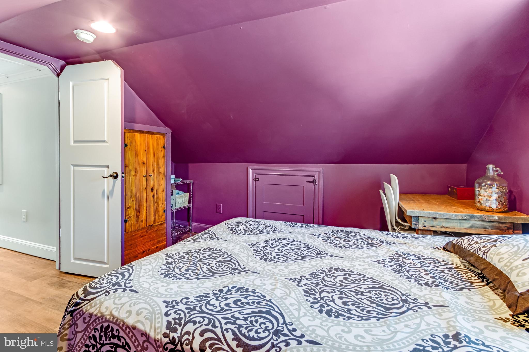 WHITES ADDITION - Residential