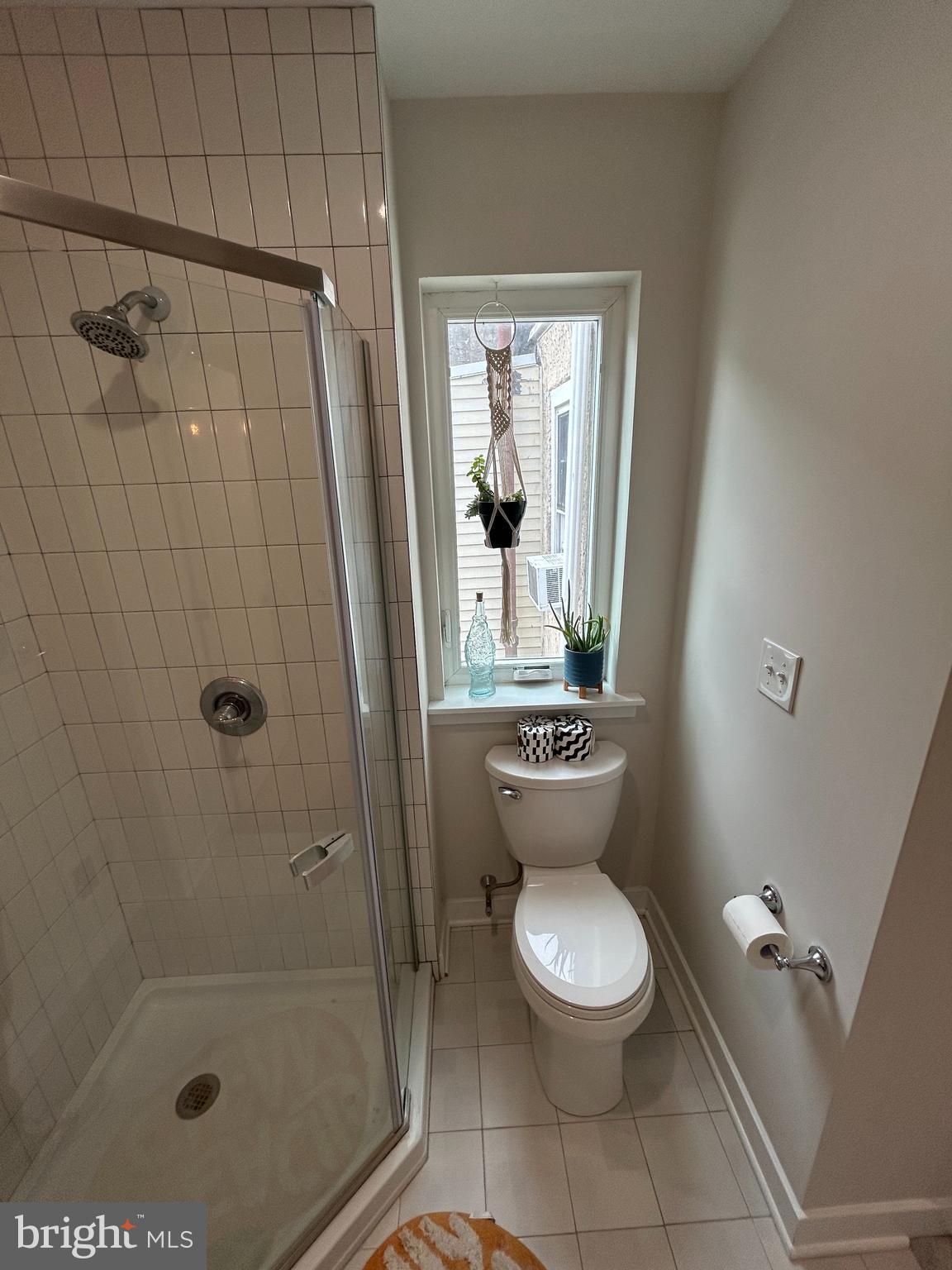 EAST KENSINGTON - Residential Lease