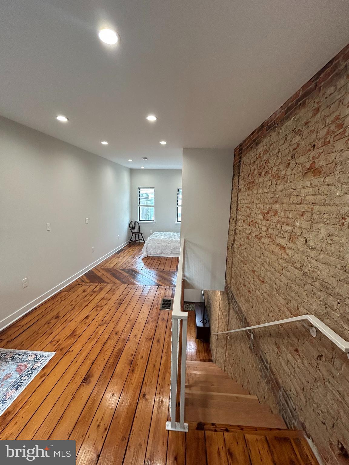 EAST KENSINGTON - Residential Lease