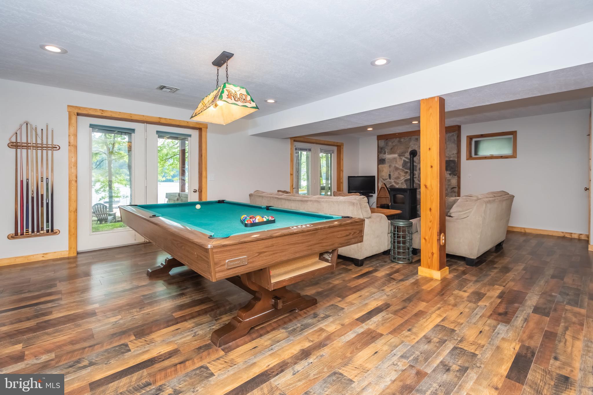 MONTE VISTA SHORES - Residential