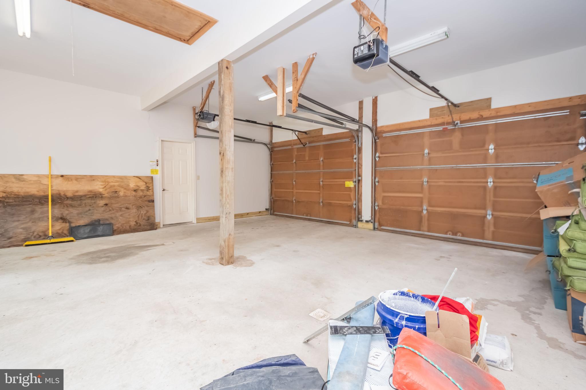 MONTE VISTA SHORES - Residential