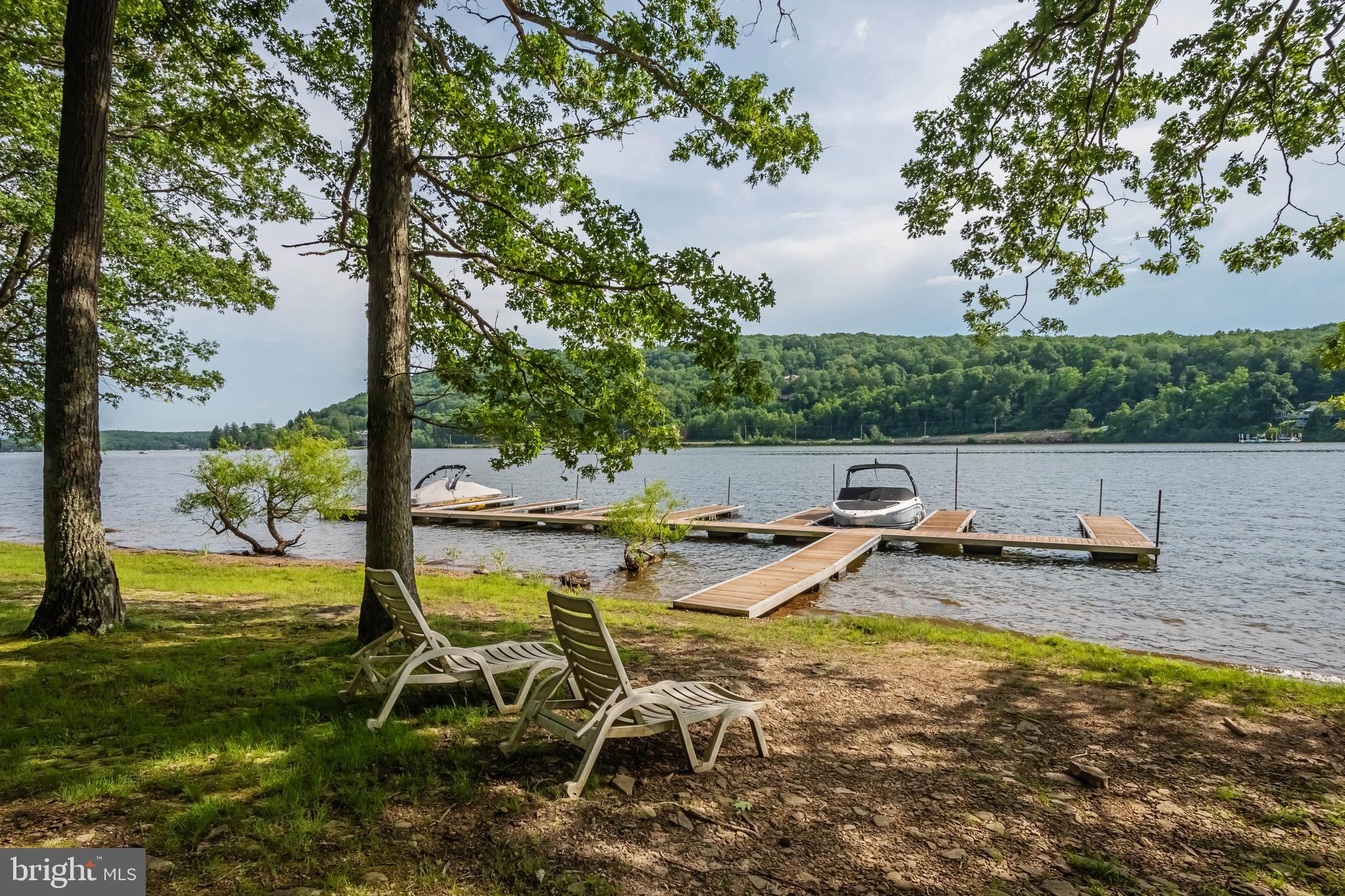 MONTE VISTA SHORES - Residential