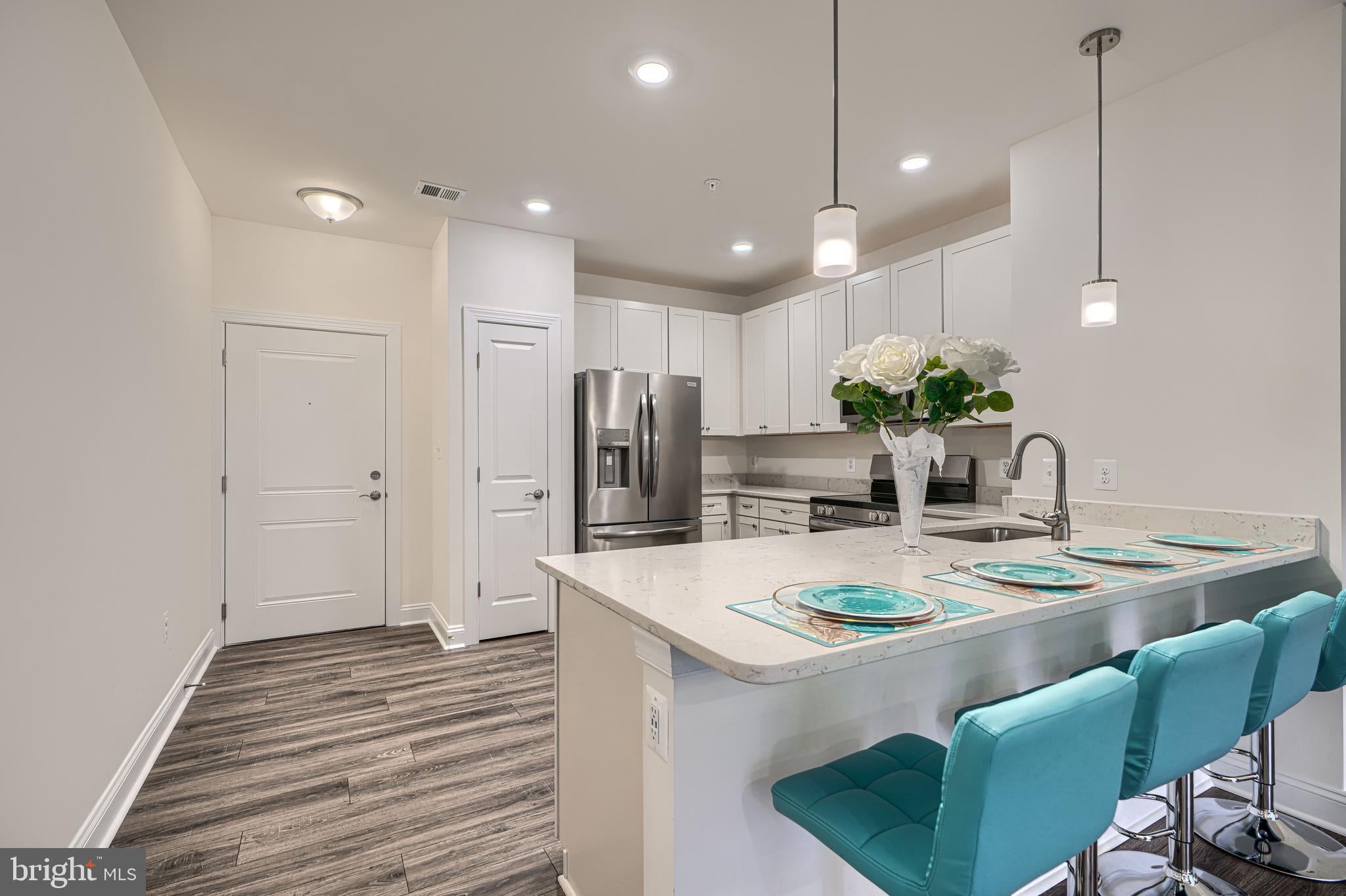 406 BOLD RULER COURT 204