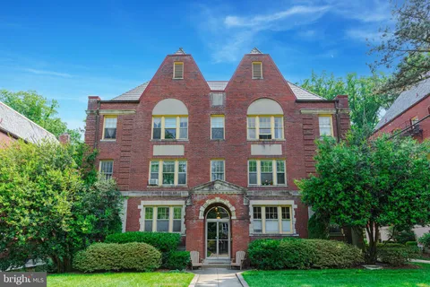 3026 Porter Street NW Unit 201, Washington, DC 20008 - MLS#: DCDC2189926