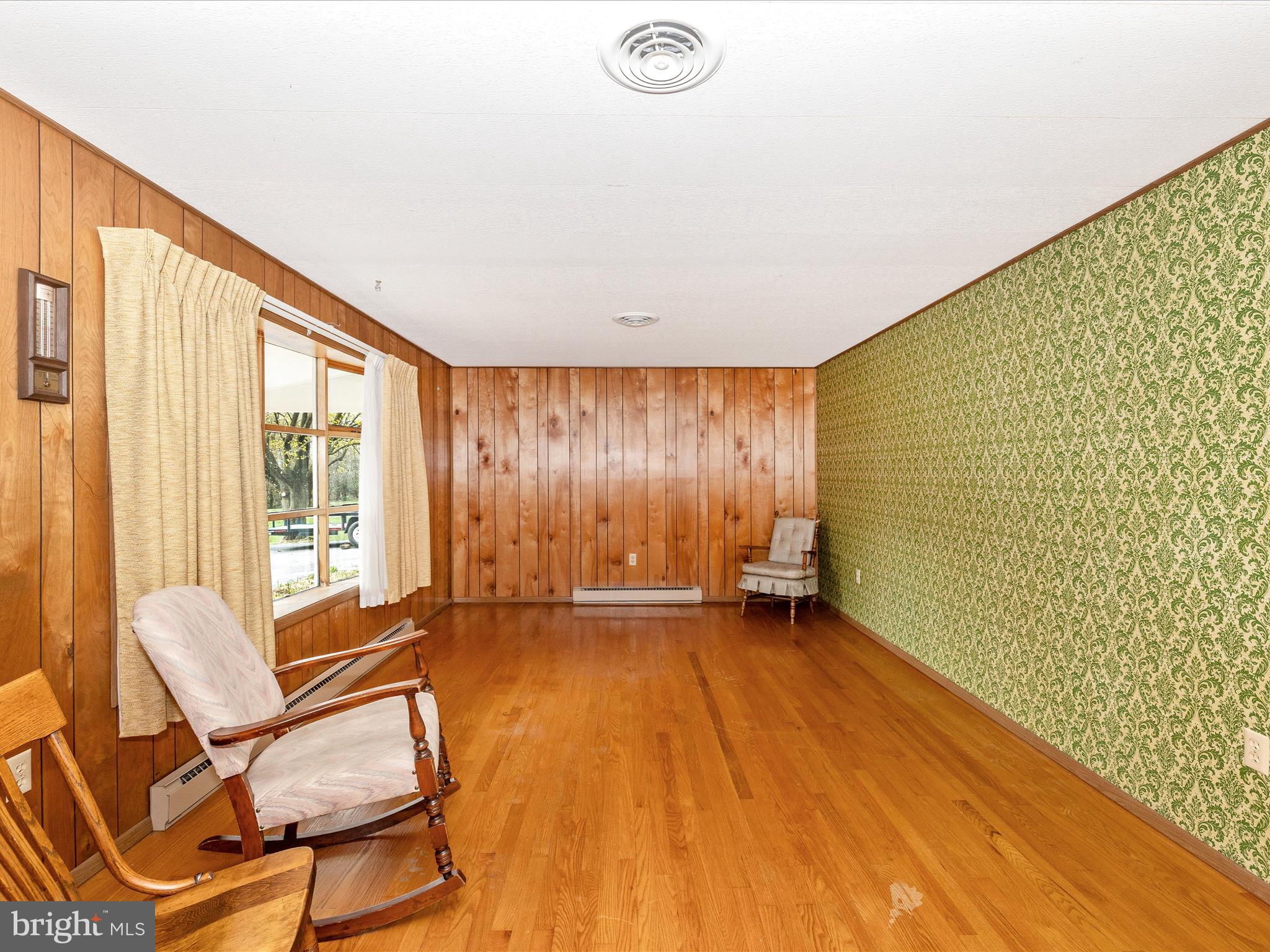 CHIPS MEADOW - Residential