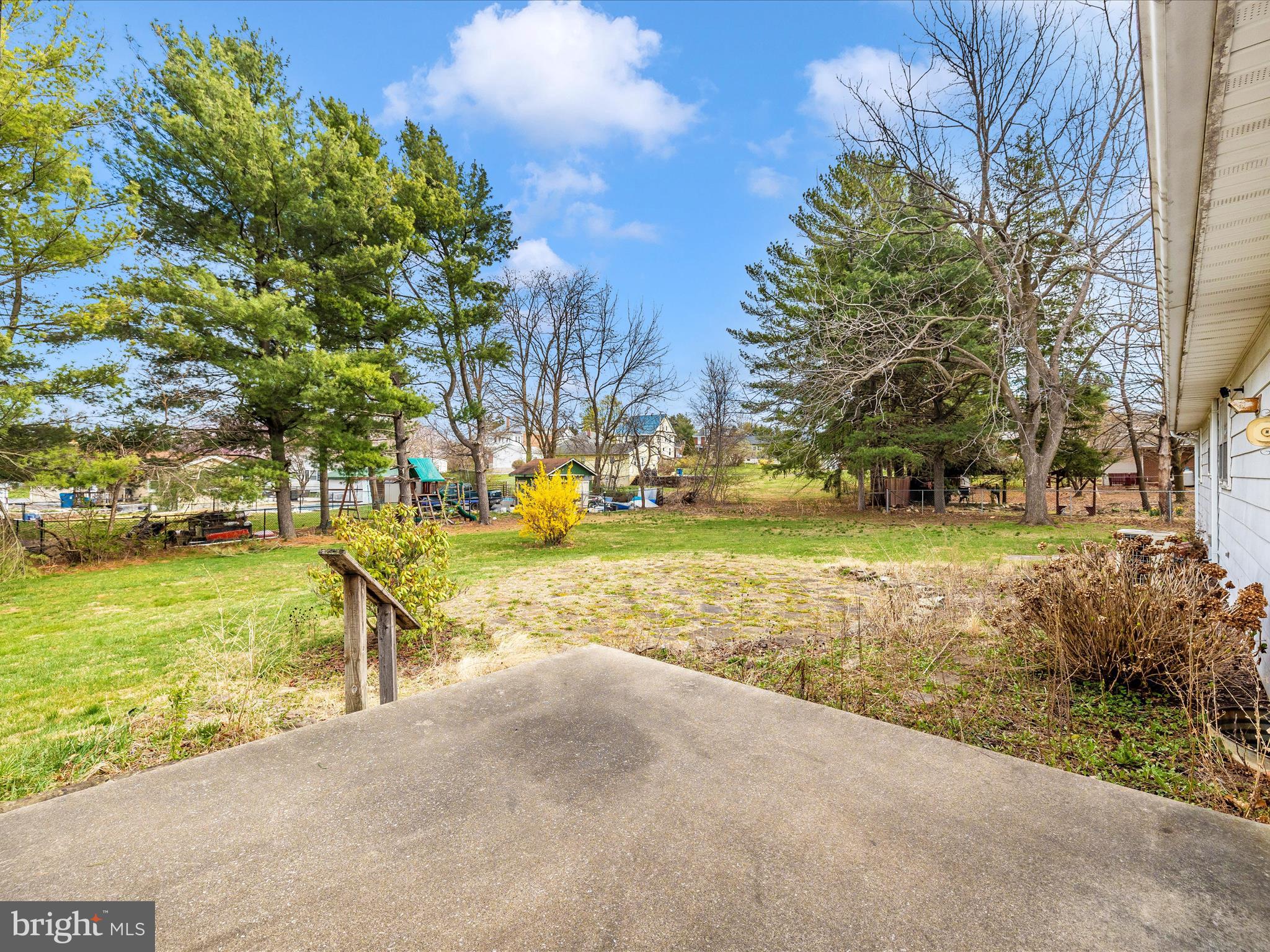 CHIPS MEADOW - Residential