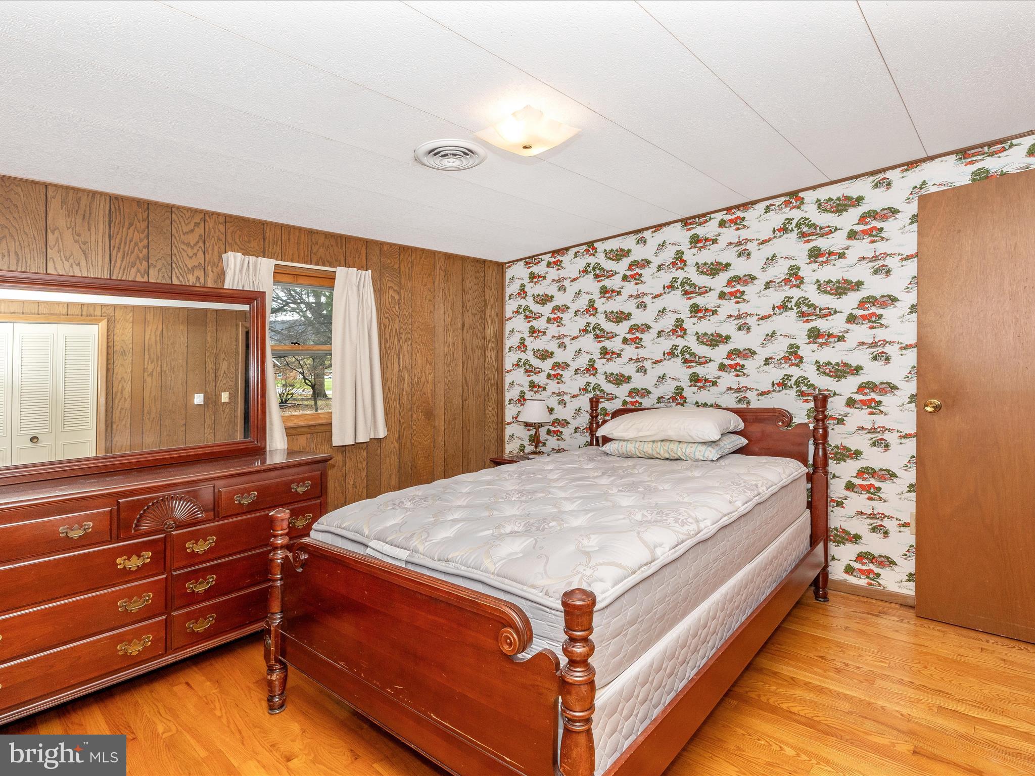 CHIPS MEADOW - Residential