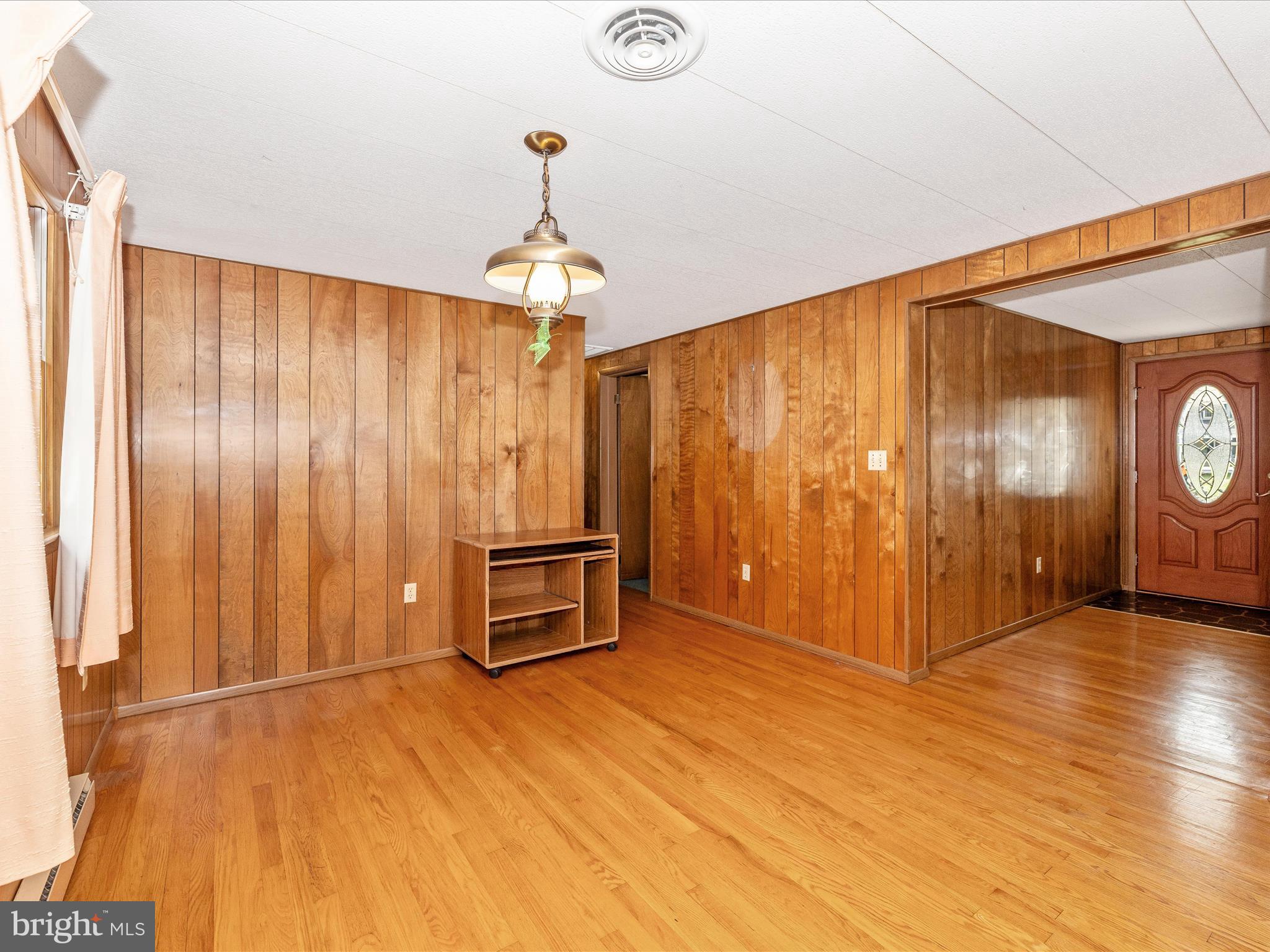 CHIPS MEADOW - Residential