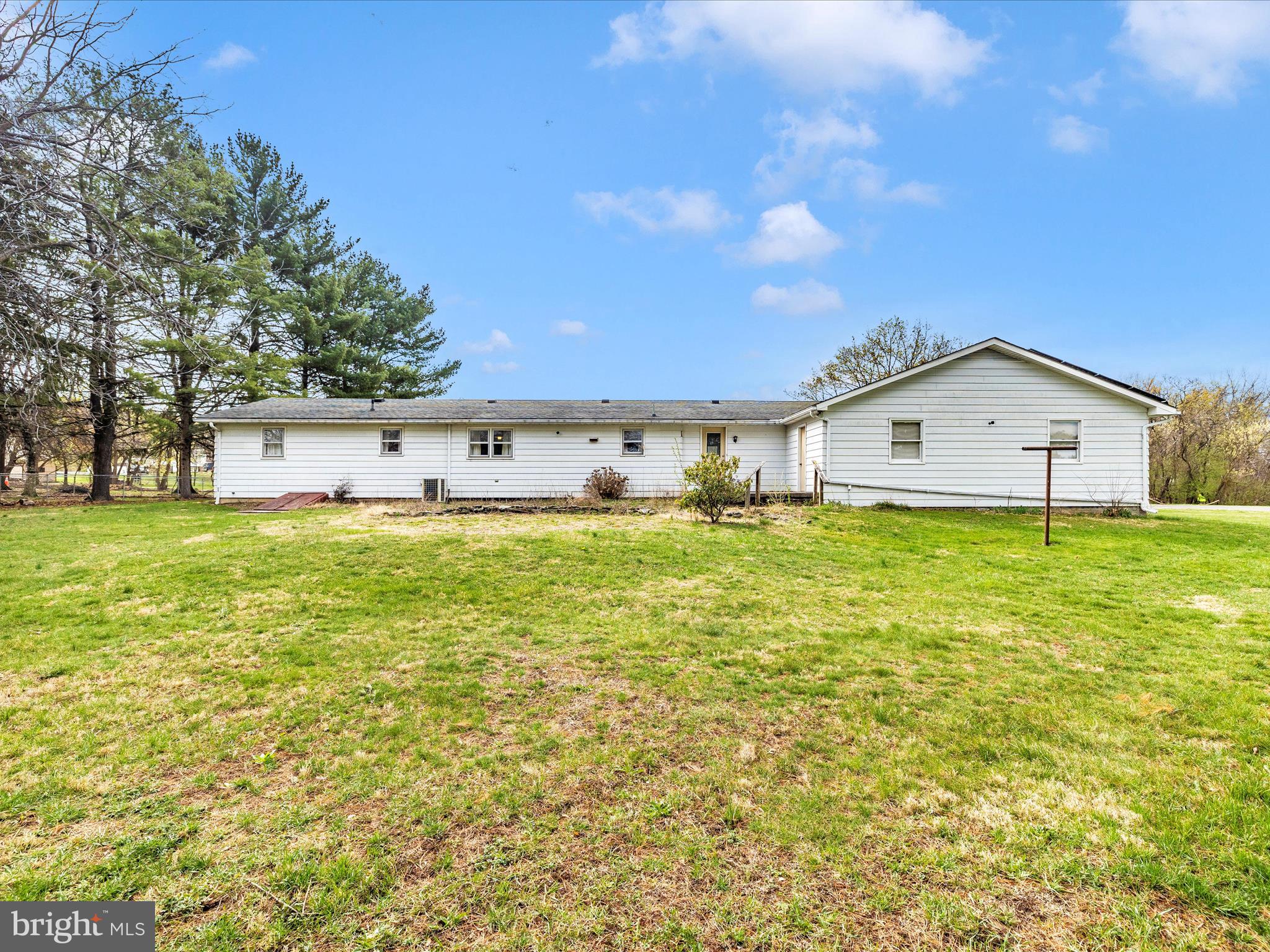 CHIPS MEADOW - Residential