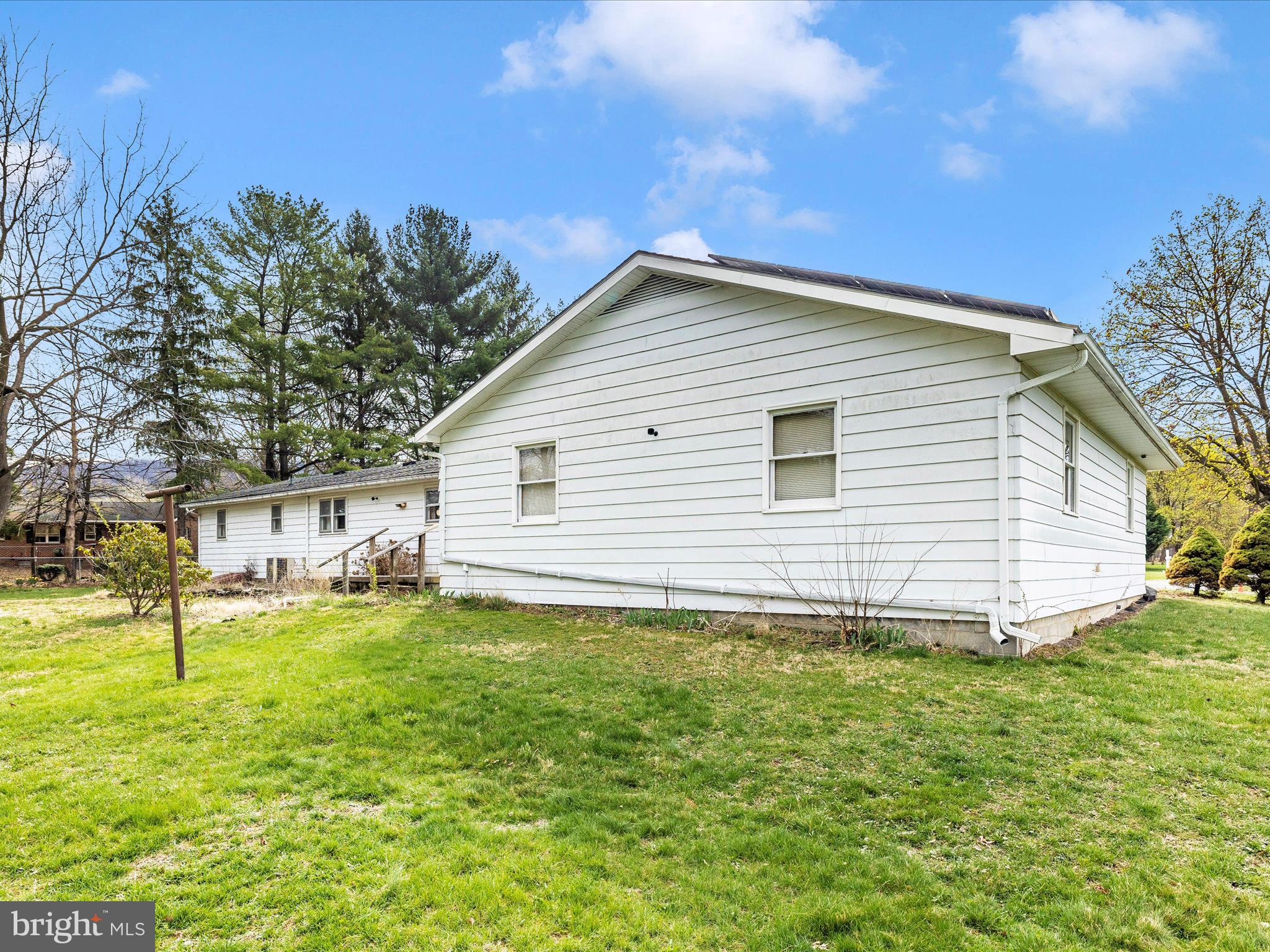 CHIPS MEADOW - Residential