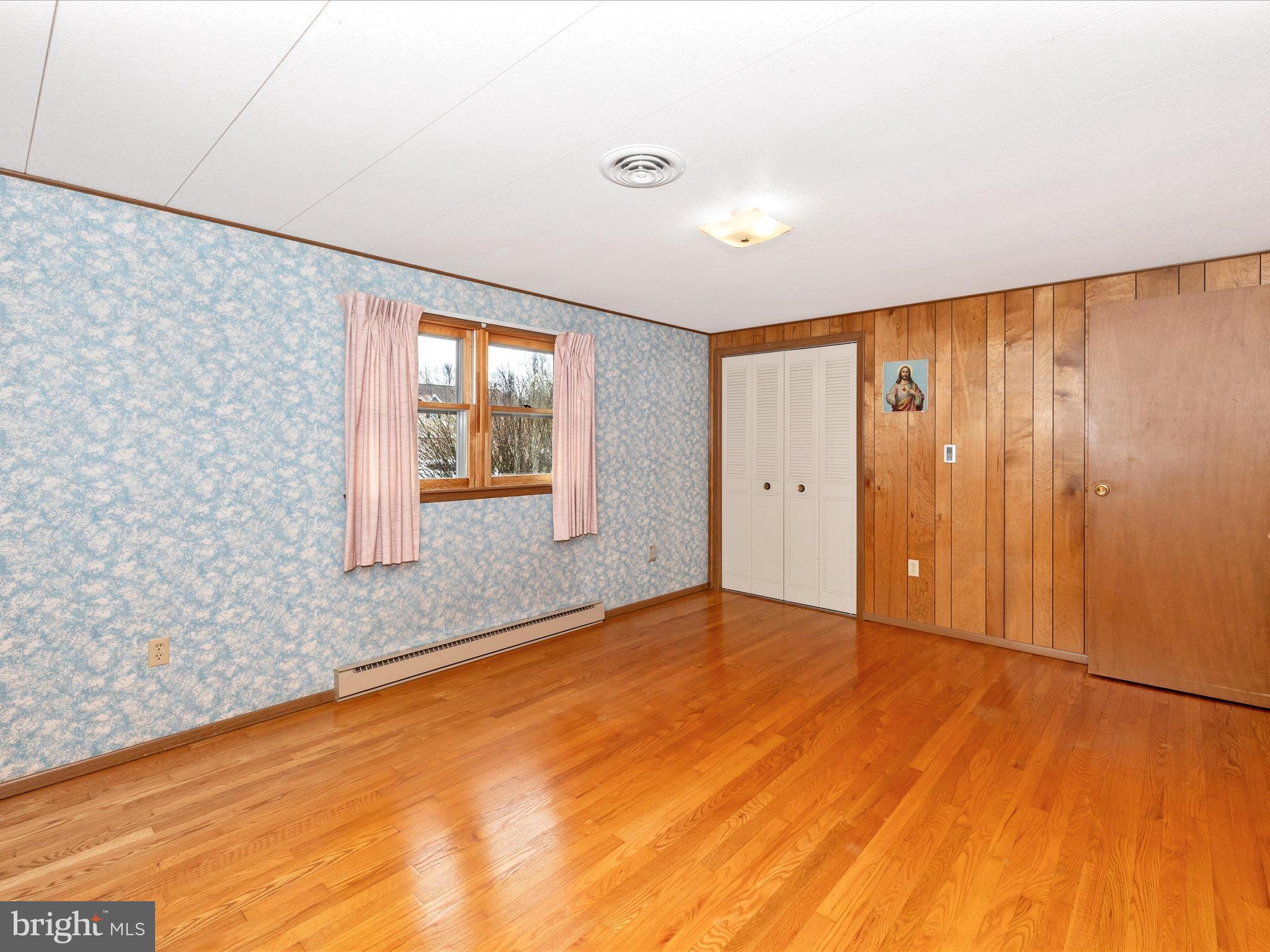 CHIPS MEADOW - Residential