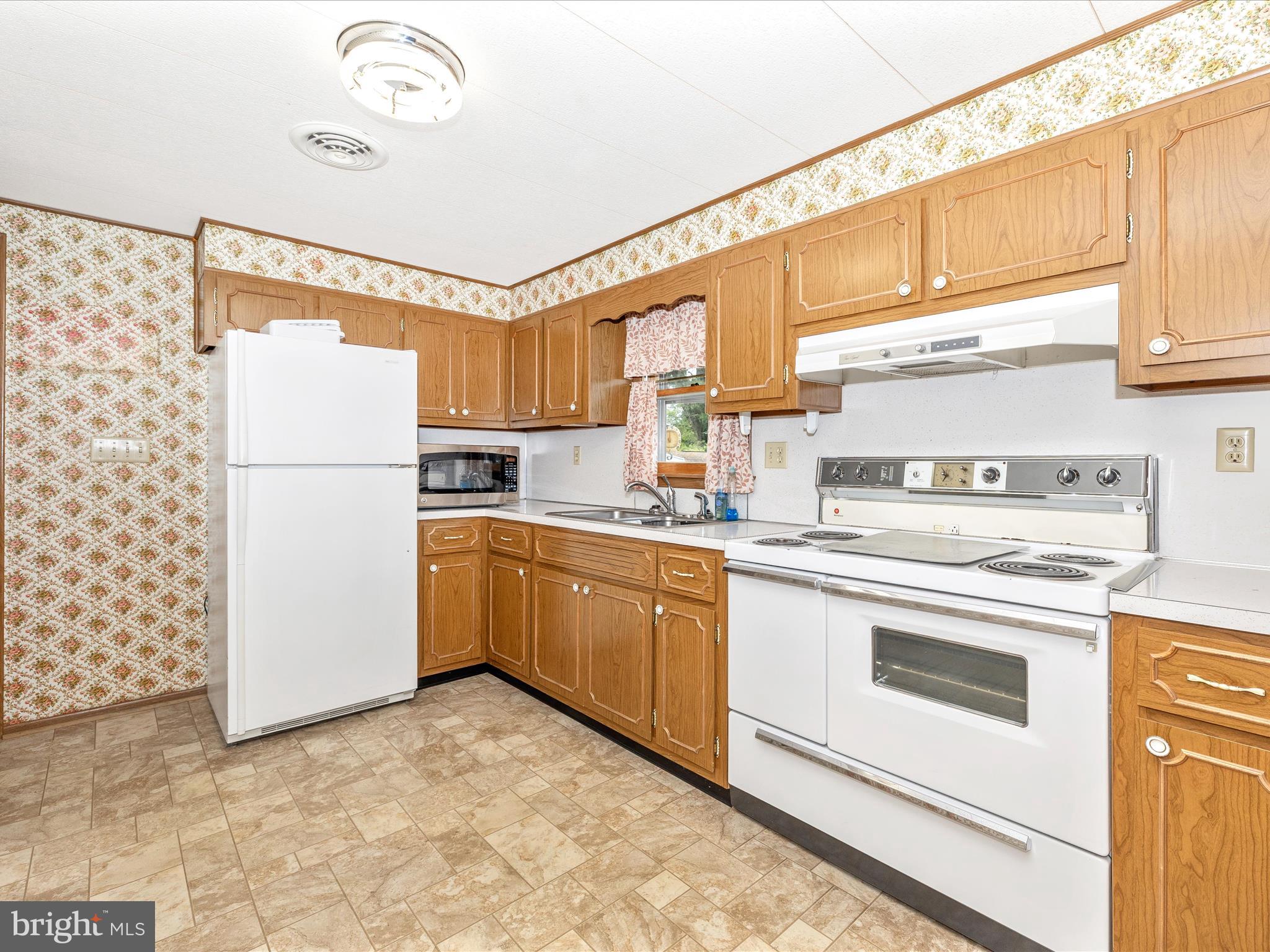 CHIPS MEADOW - Residential