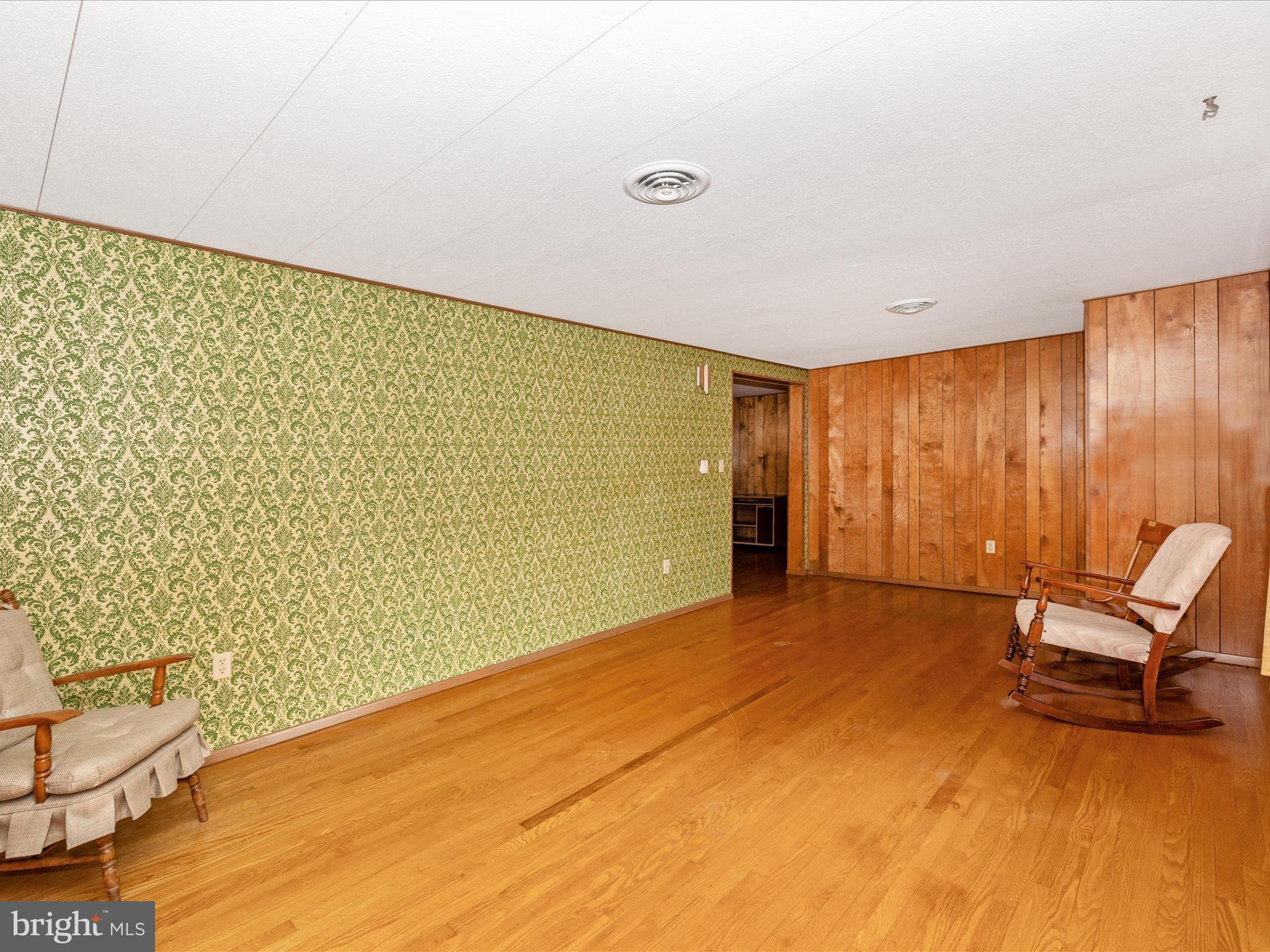 CHIPS MEADOW - Residential