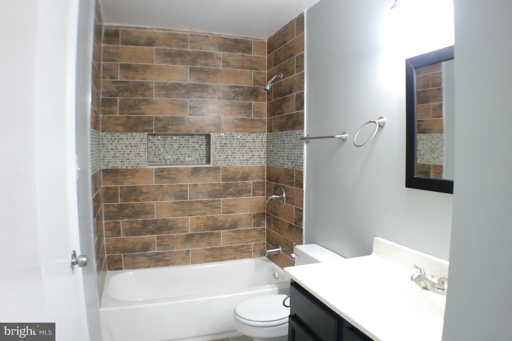 COLONY SQUARE- RSB PT PA - Residential