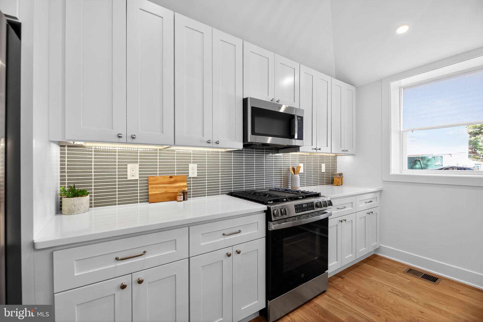 ROXBOROUGH - Residential