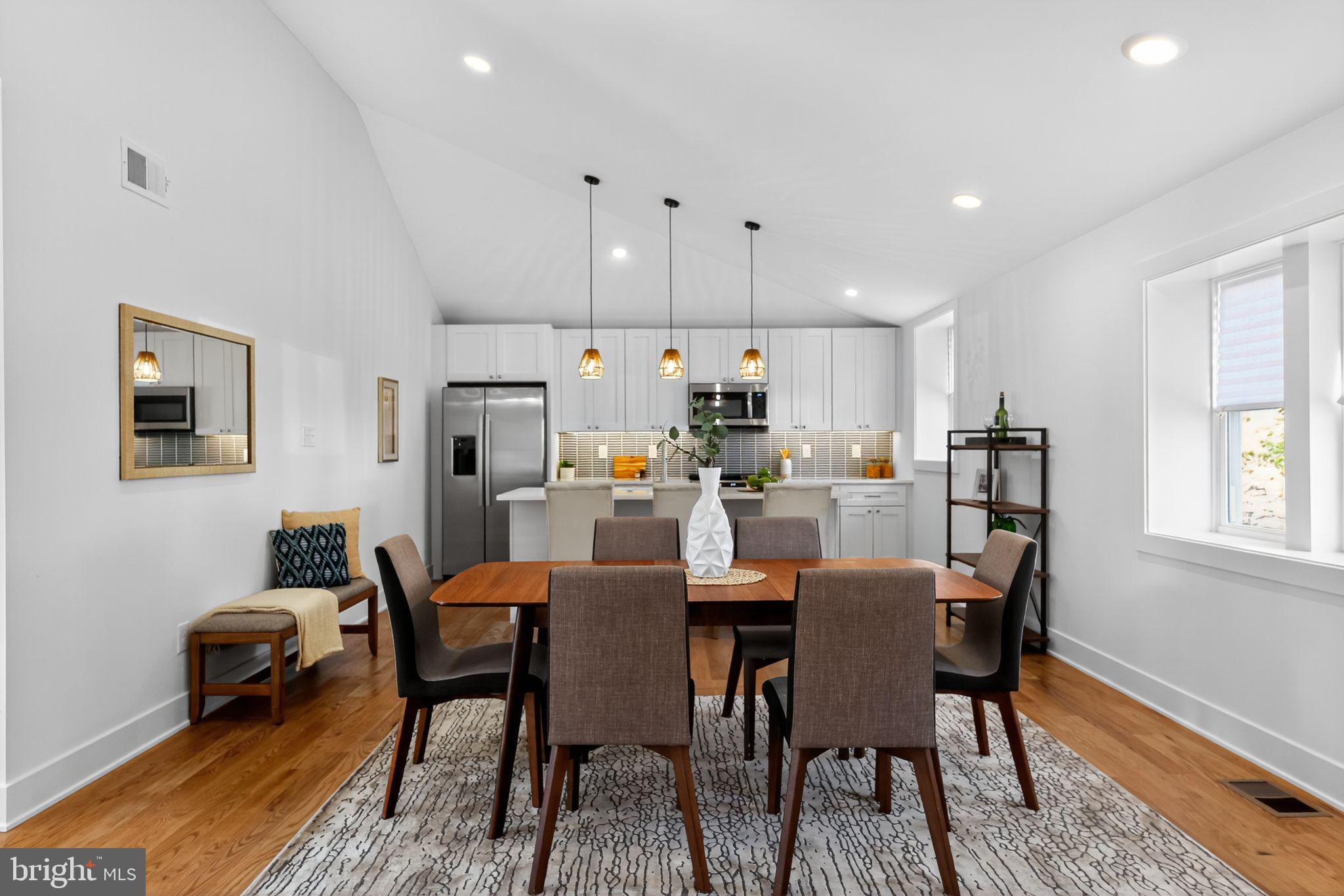 ROXBOROUGH - Residential