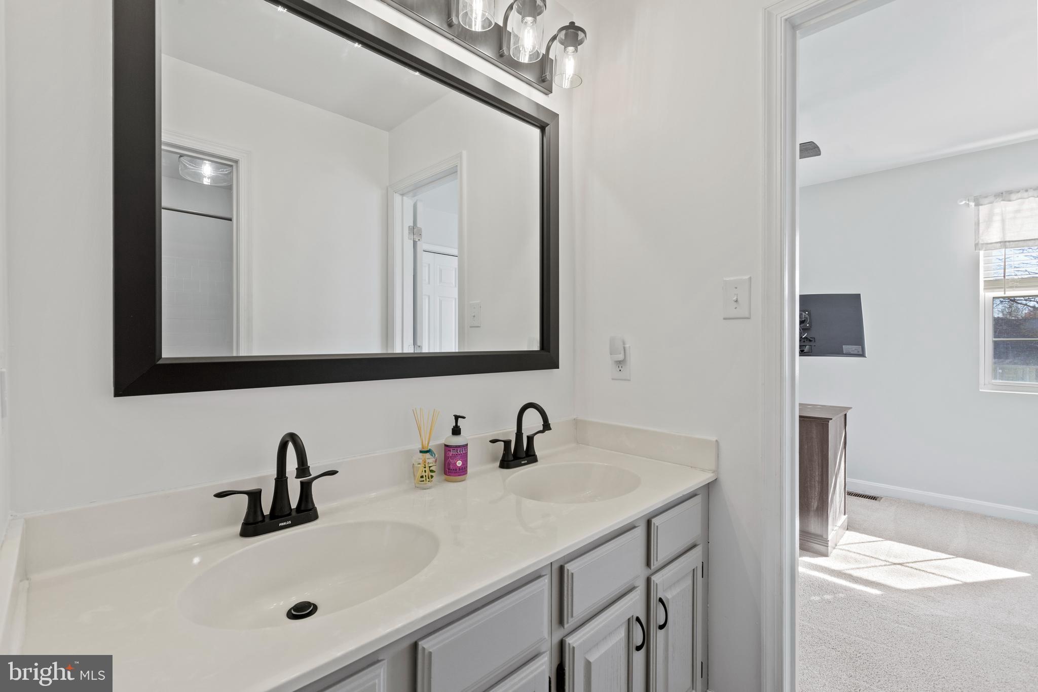 DORCHESTER NEIGHBORHOOD - Residential