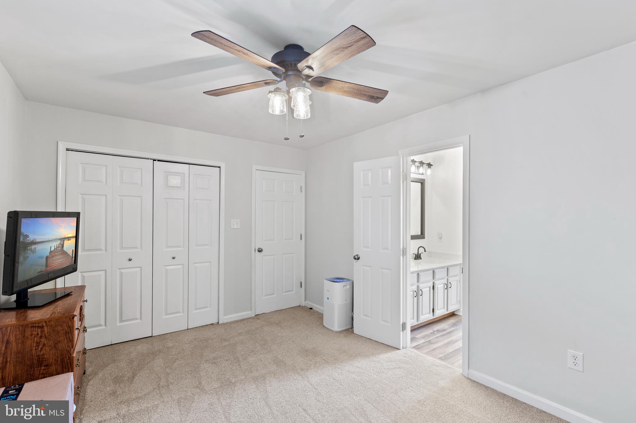 DORCHESTER NEIGHBORHOOD - Residential