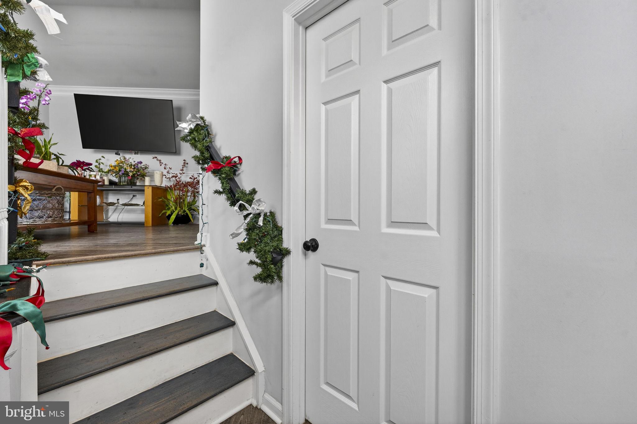 LIFESTYLE AT SULLY STATION - Residential