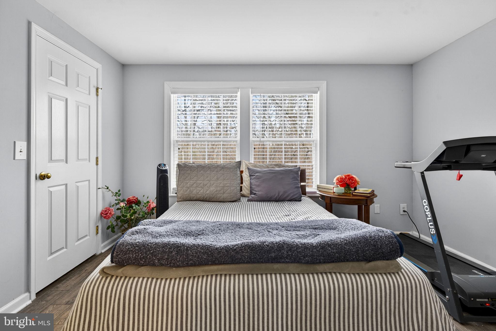 LIFESTYLE AT SULLY STATION - Residential