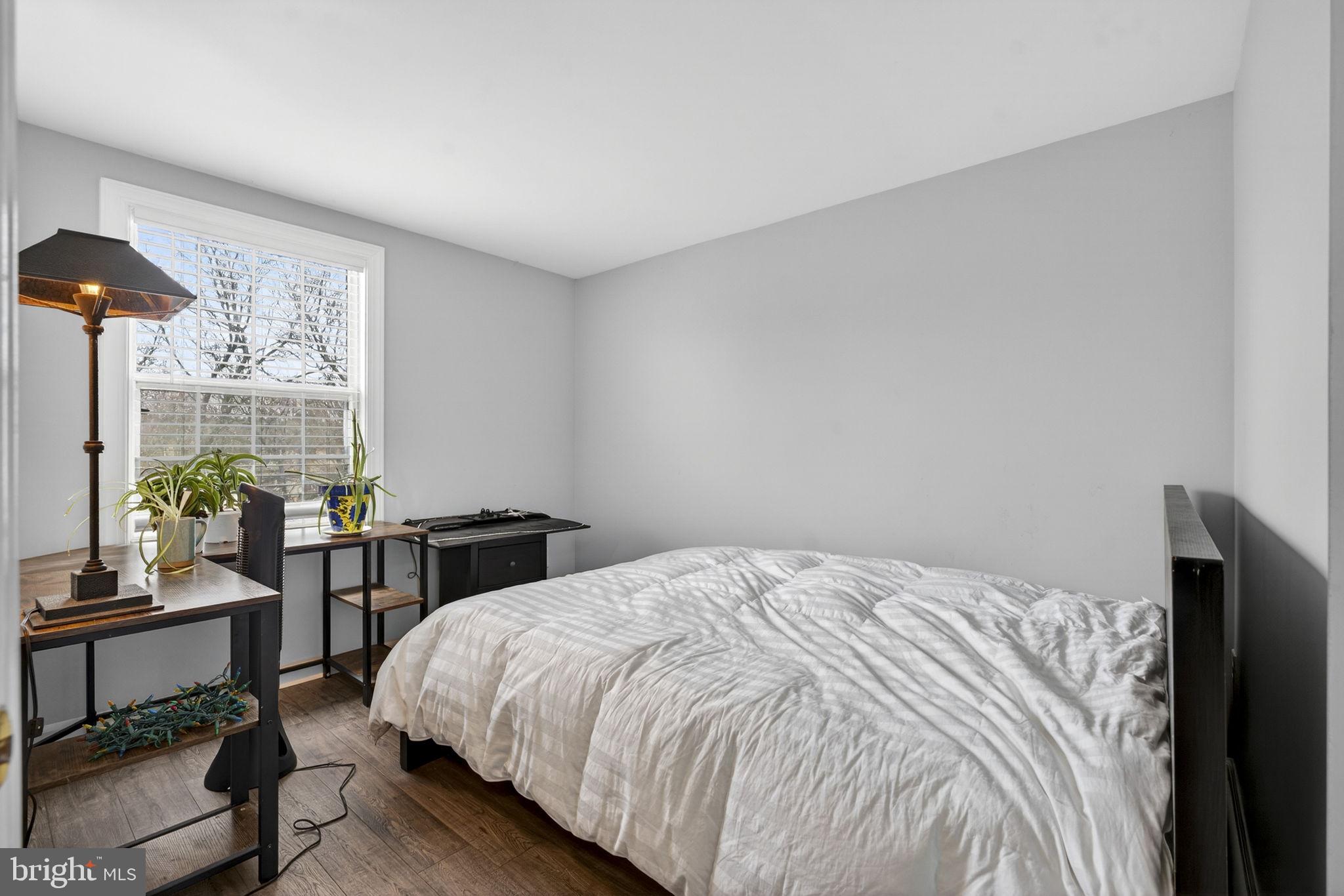 LIFESTYLE AT SULLY STATION - Residential