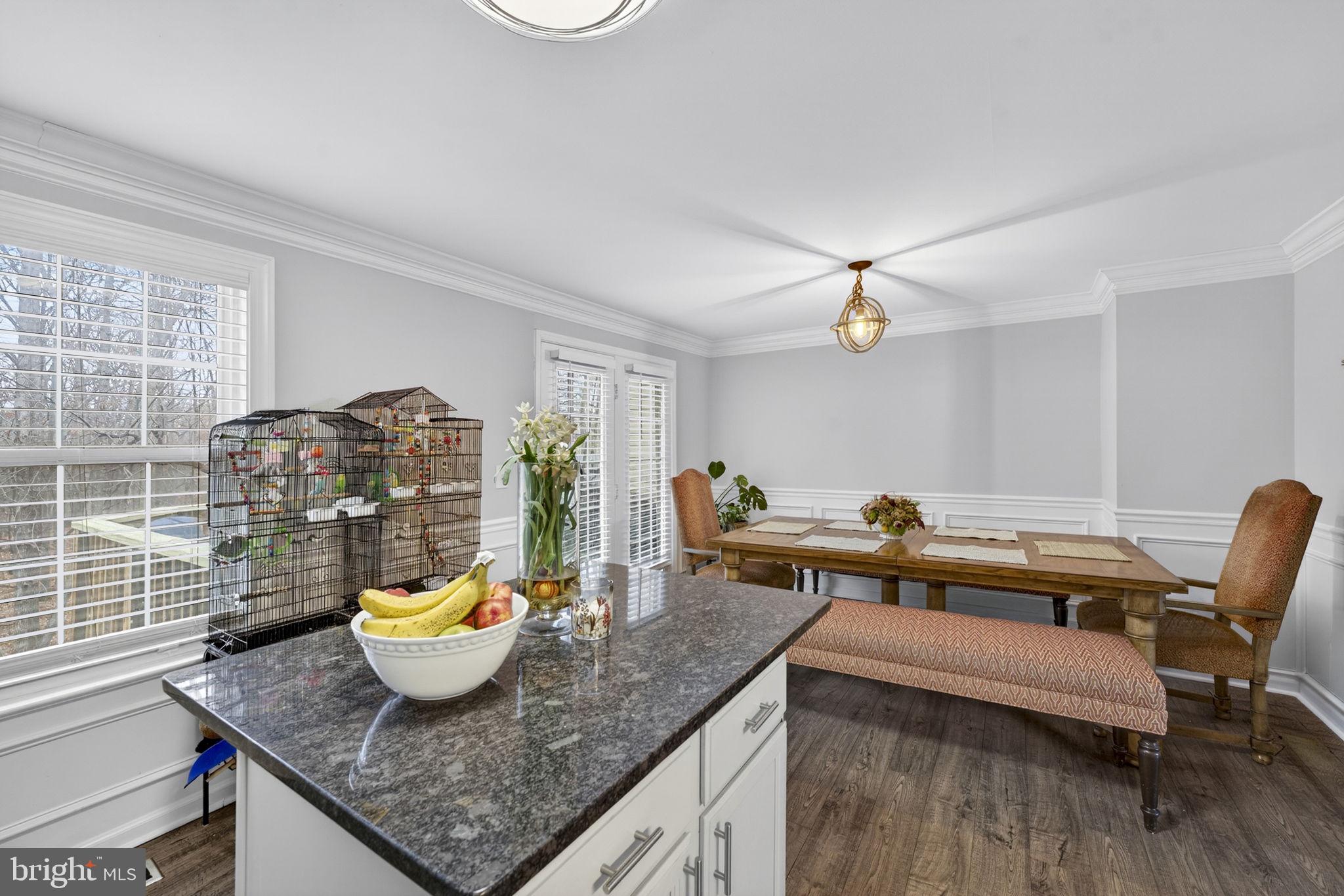 LIFESTYLE AT SULLY STATION - Residential