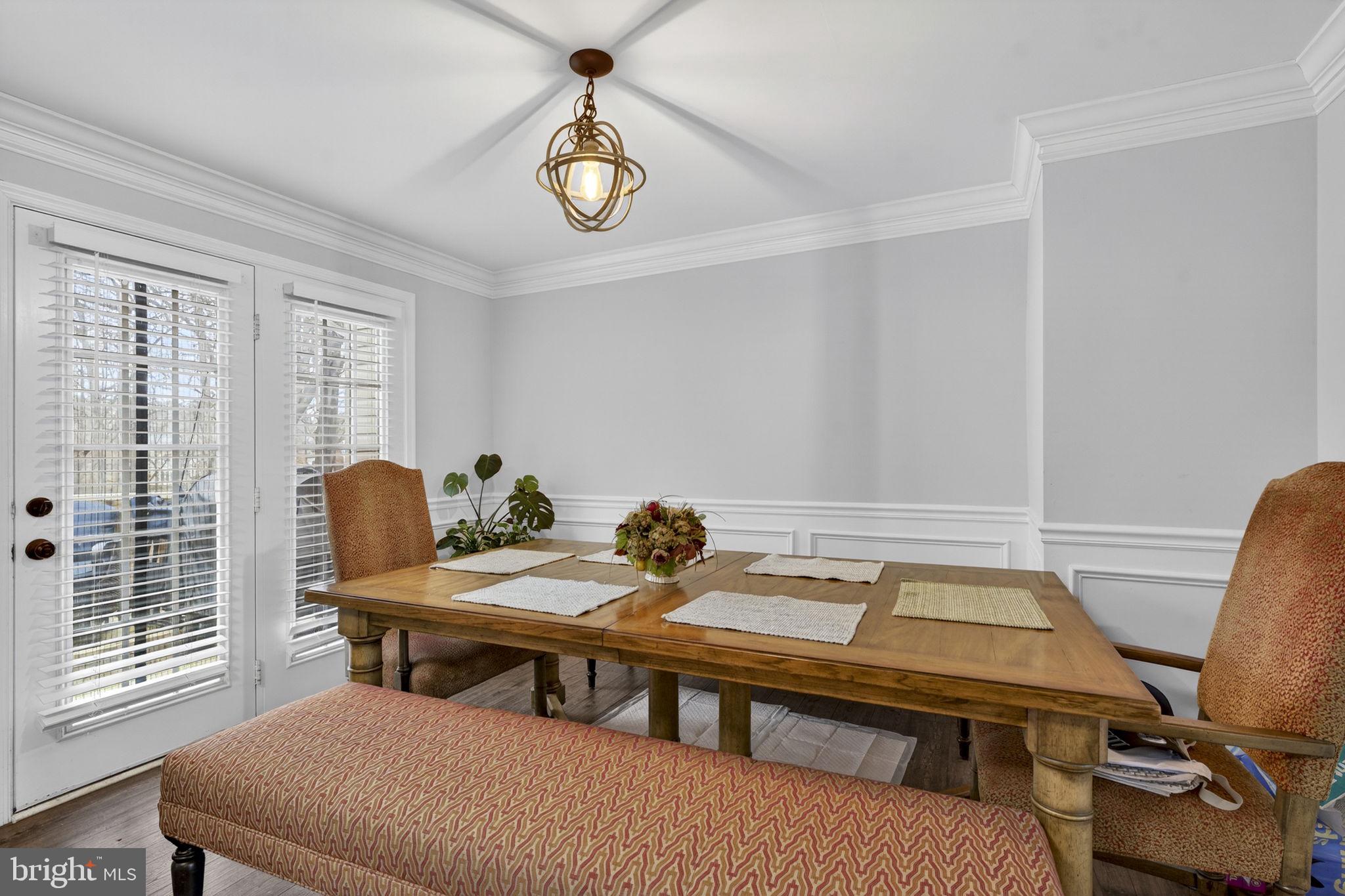 LIFESTYLE AT SULLY STATION - Residential