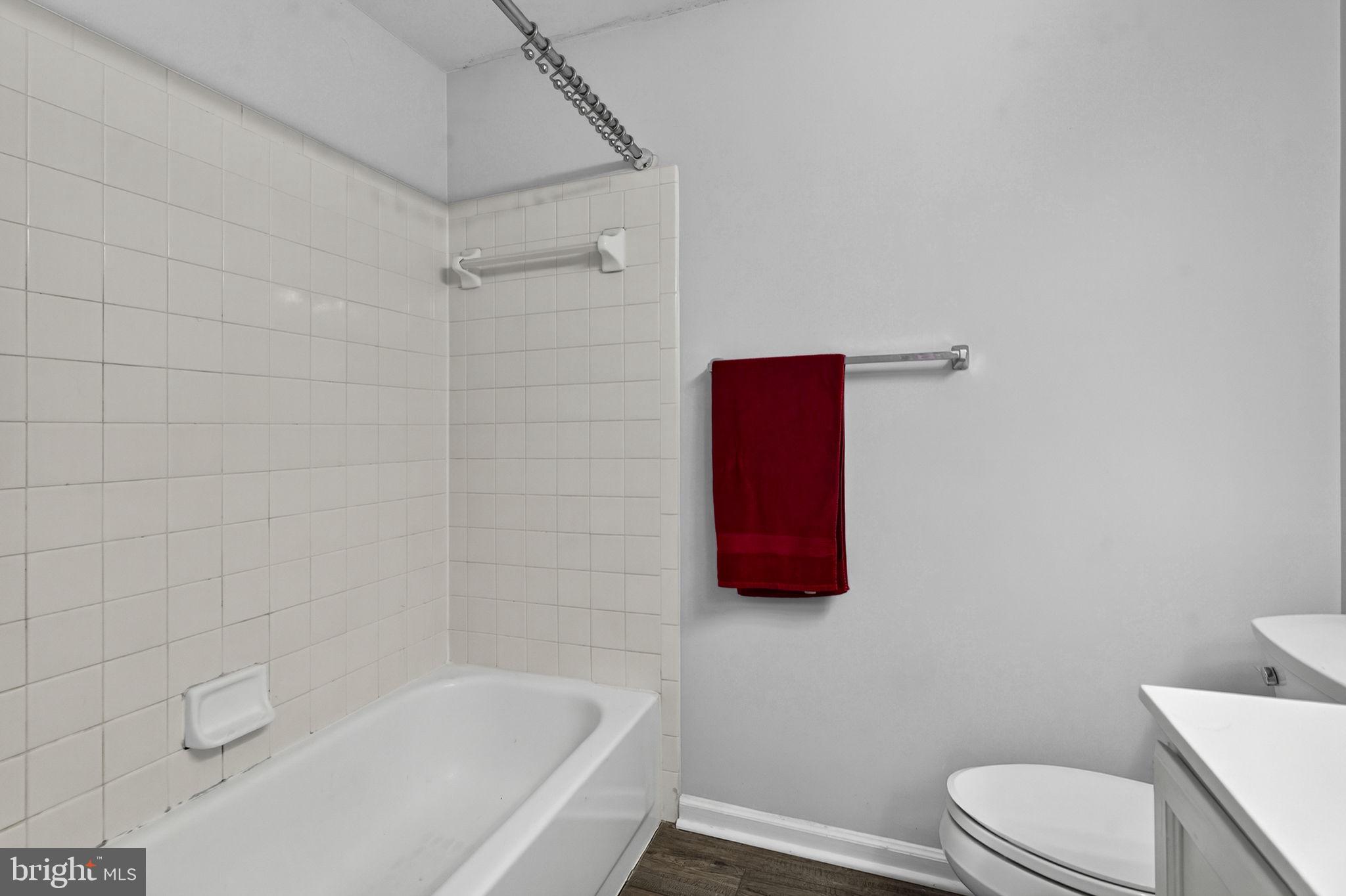 LIFESTYLE AT SULLY STATION - Residential