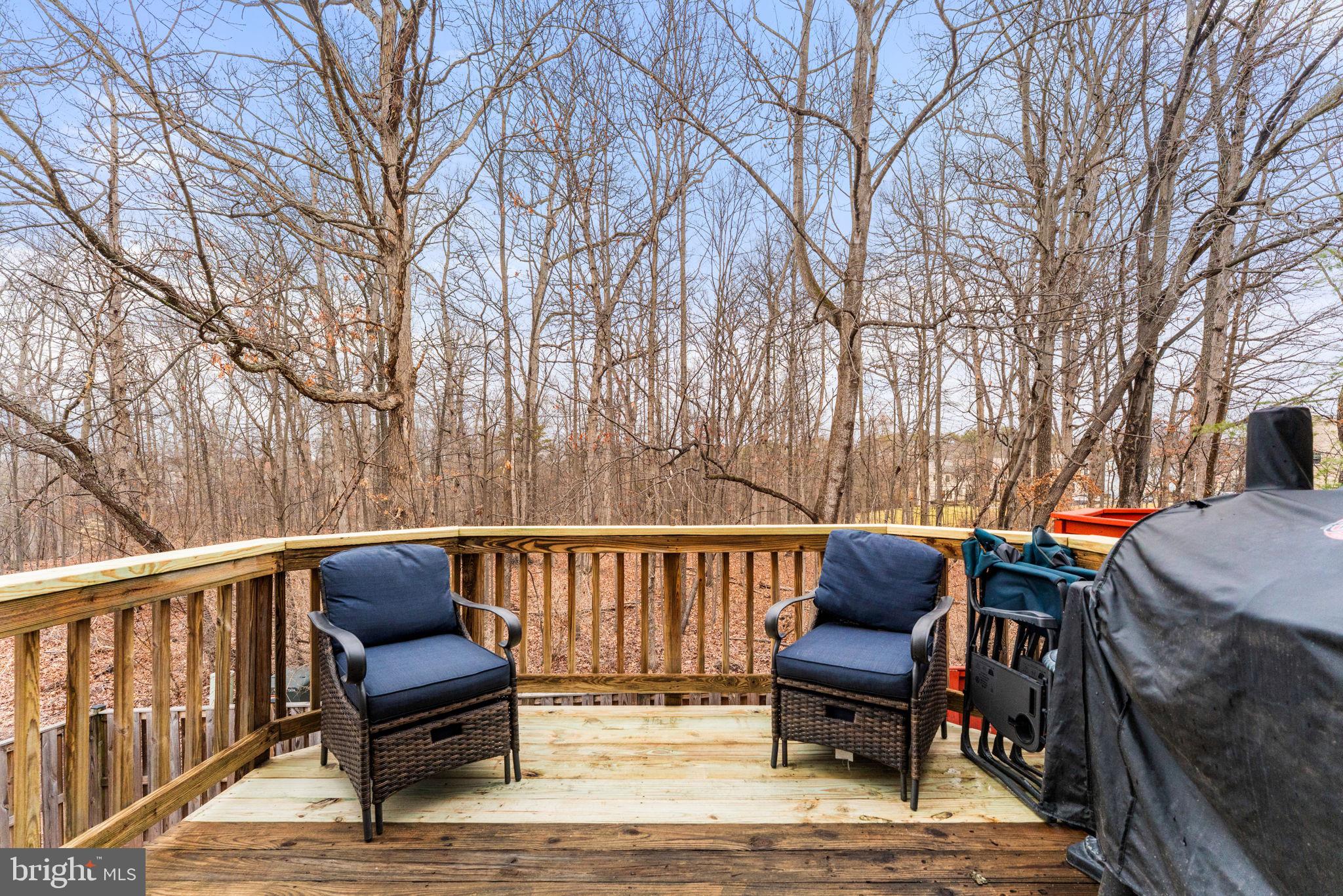 LIFESTYLE AT SULLY STATION - Residential