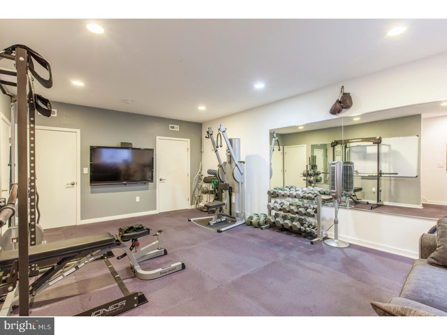 FAIRMOUNT - Residential