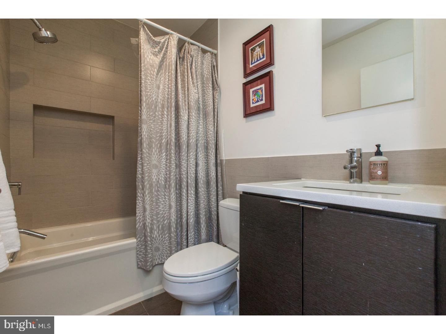 FAIRMOUNT - Residential