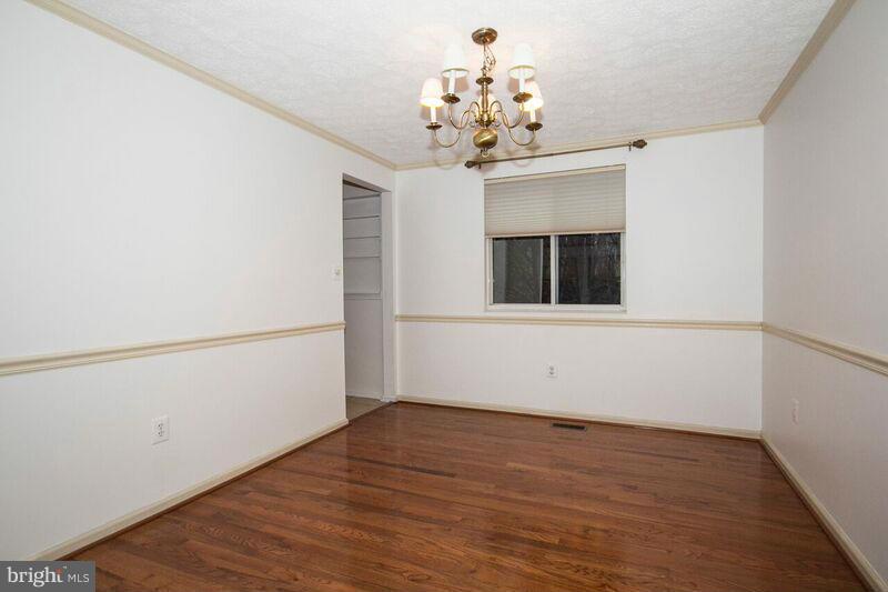 TIMBER GROVE - Residential Lease