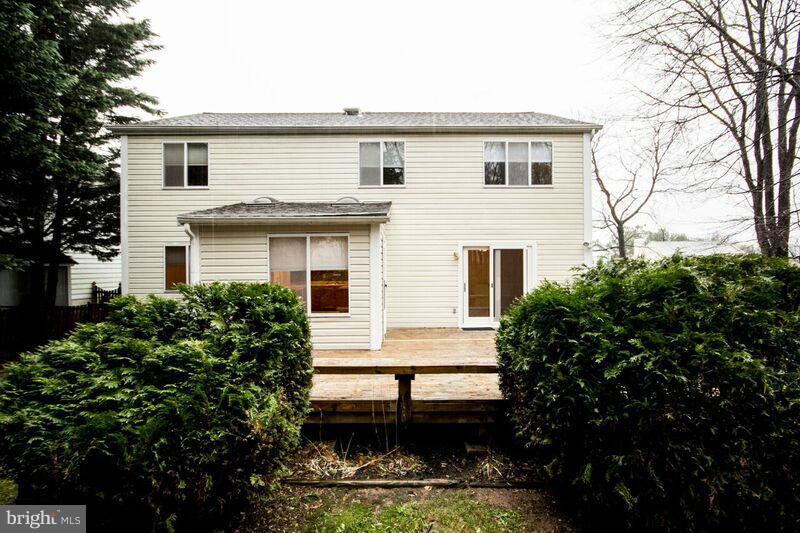 TIMBER GROVE - Residential Lease